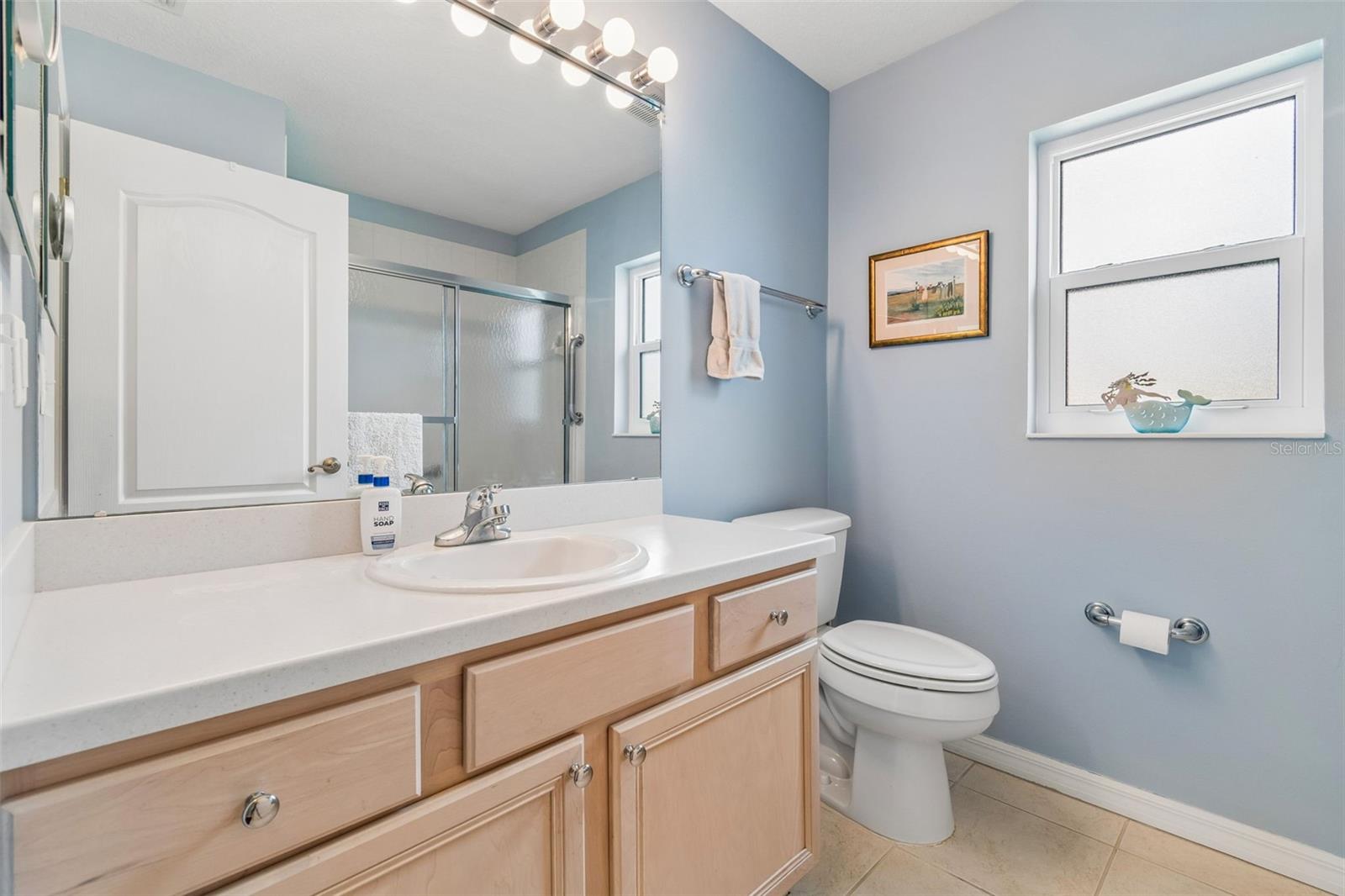 stone counter top in hallbath