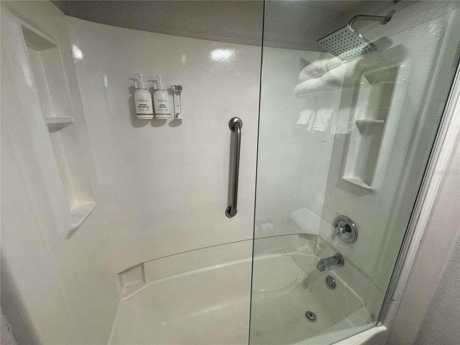 2930 POLYNESIAN ISLE BLVD #105, KISSIMMEE, FL, 34746