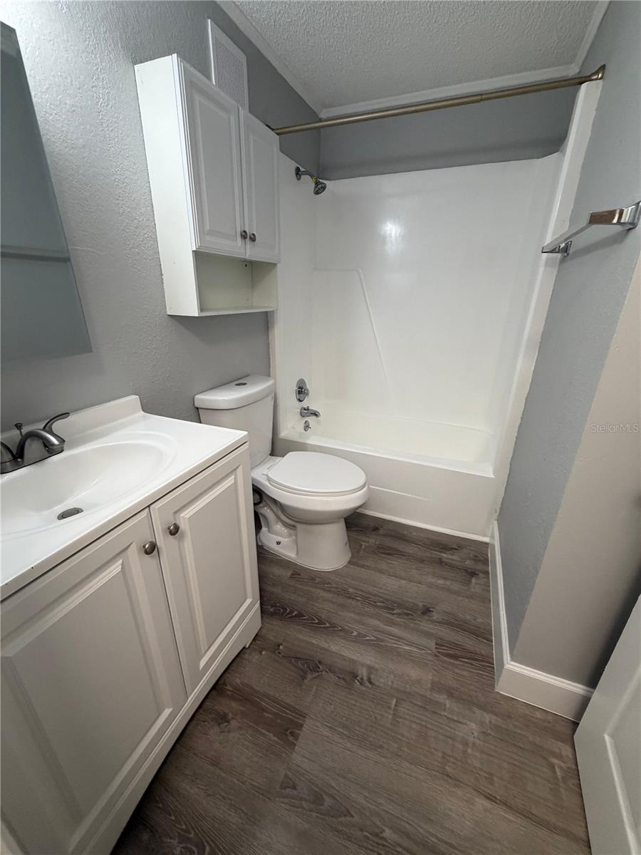 1400 STRAWBERRY PL #5, PLANT CITY, FL, 33563