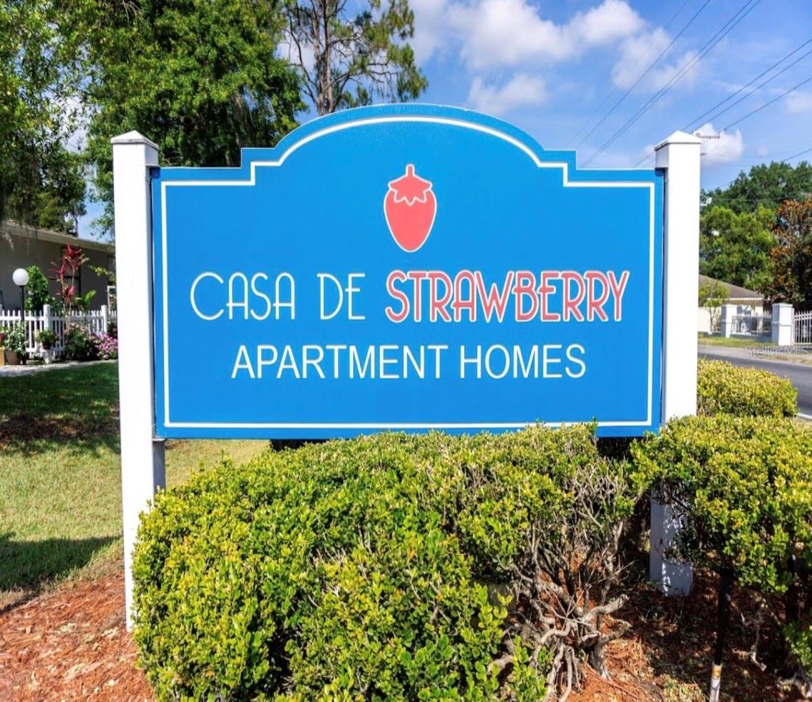 1400 STRAWBERRY PL #5, PLANT CITY, FL, 33563