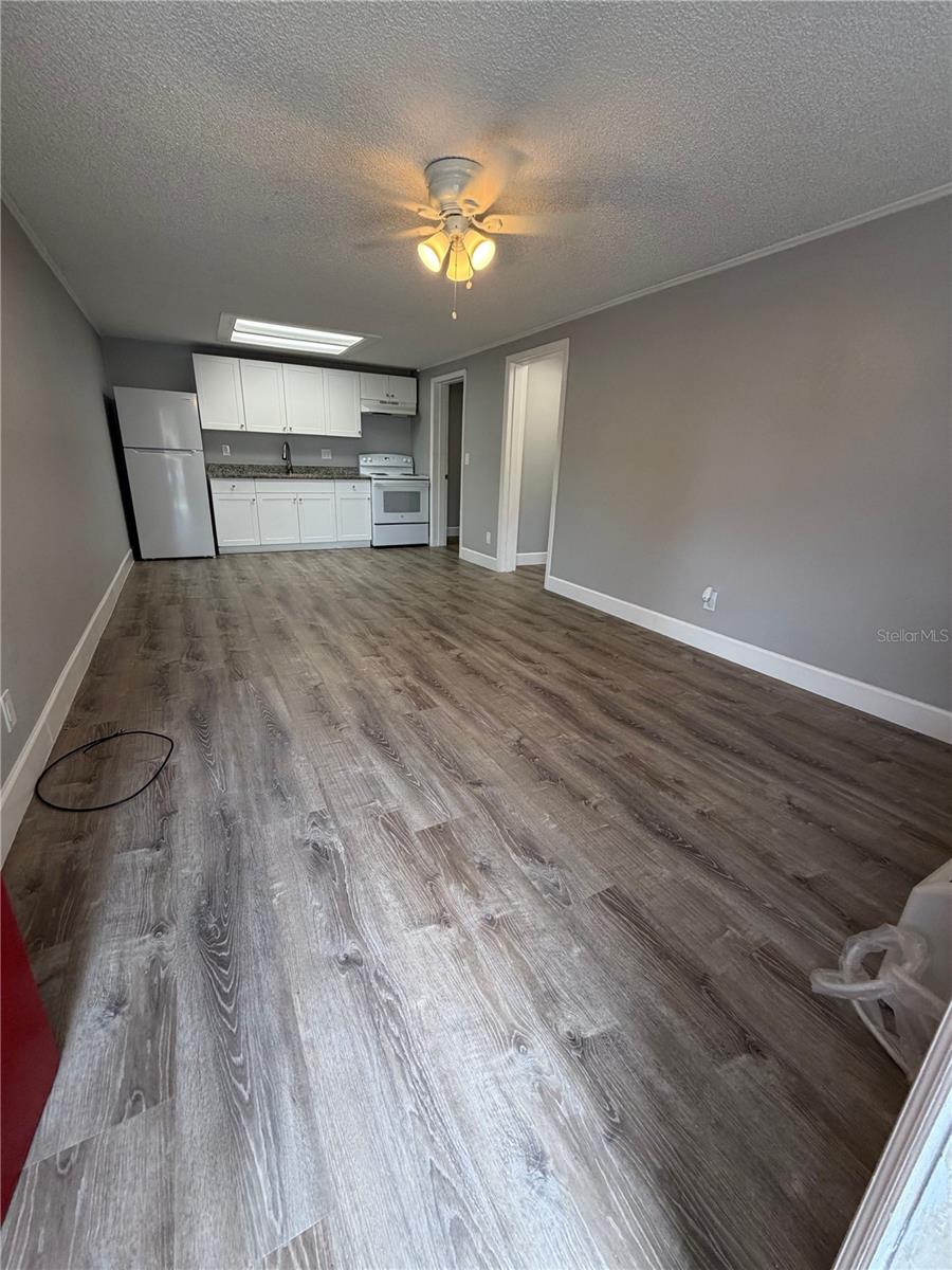 1400 STRAWBERRY PL #5, PLANT CITY, FL, 33563
