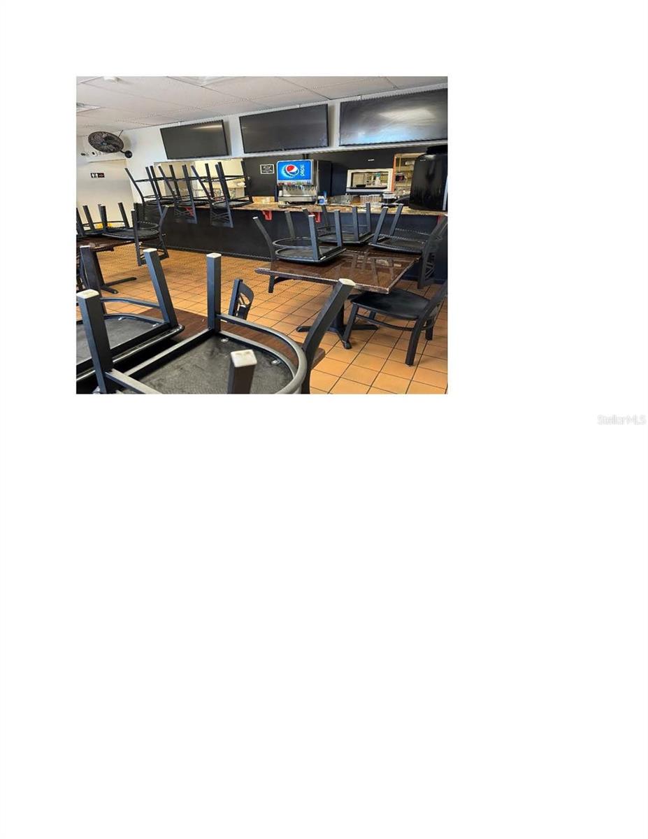 302 SW TULIP BLVD, PORT ST LUCIE, FL, 34953