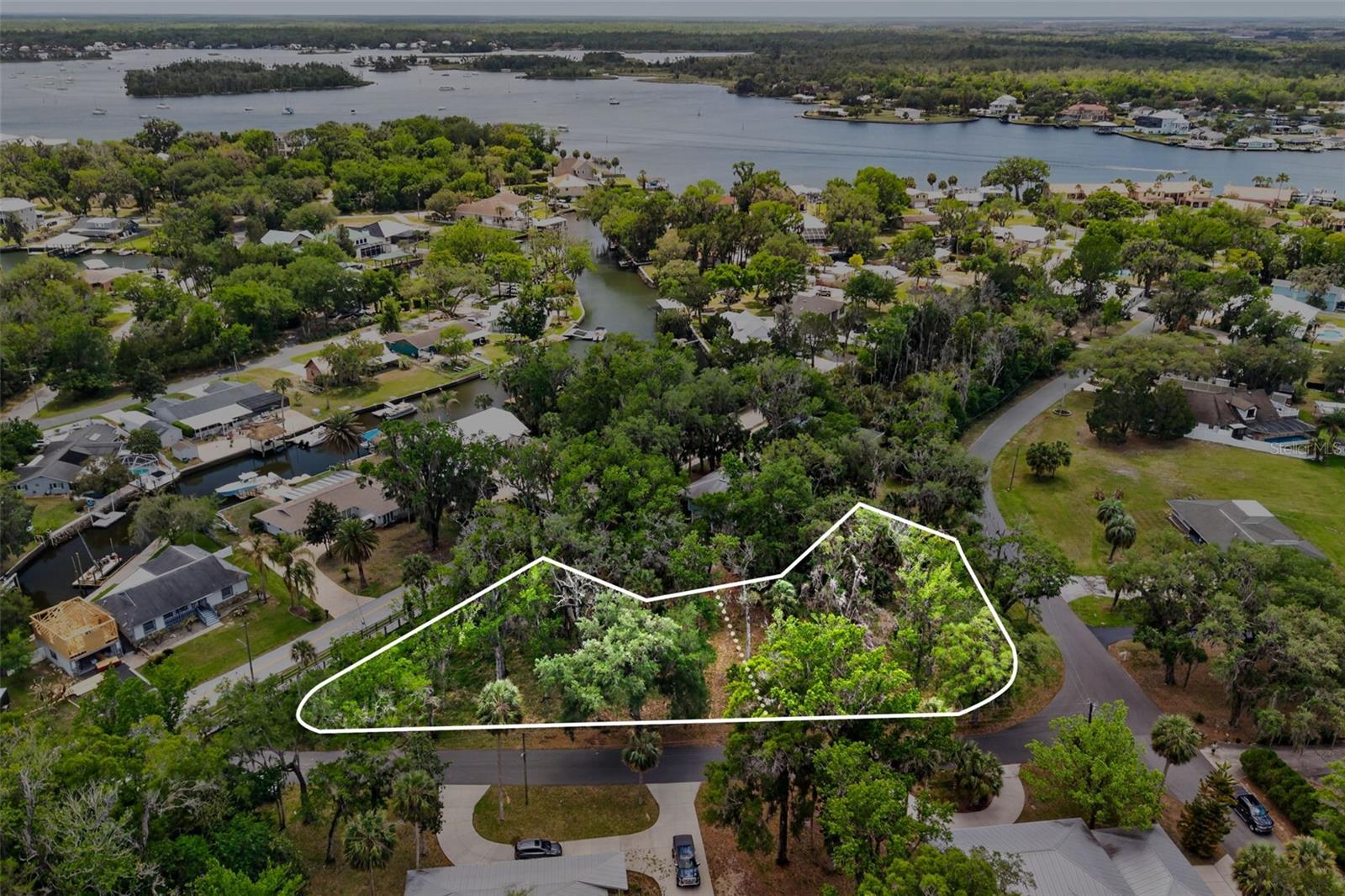 580 NW 14TH PL, CRYSTAL RIVER, FL, 34428