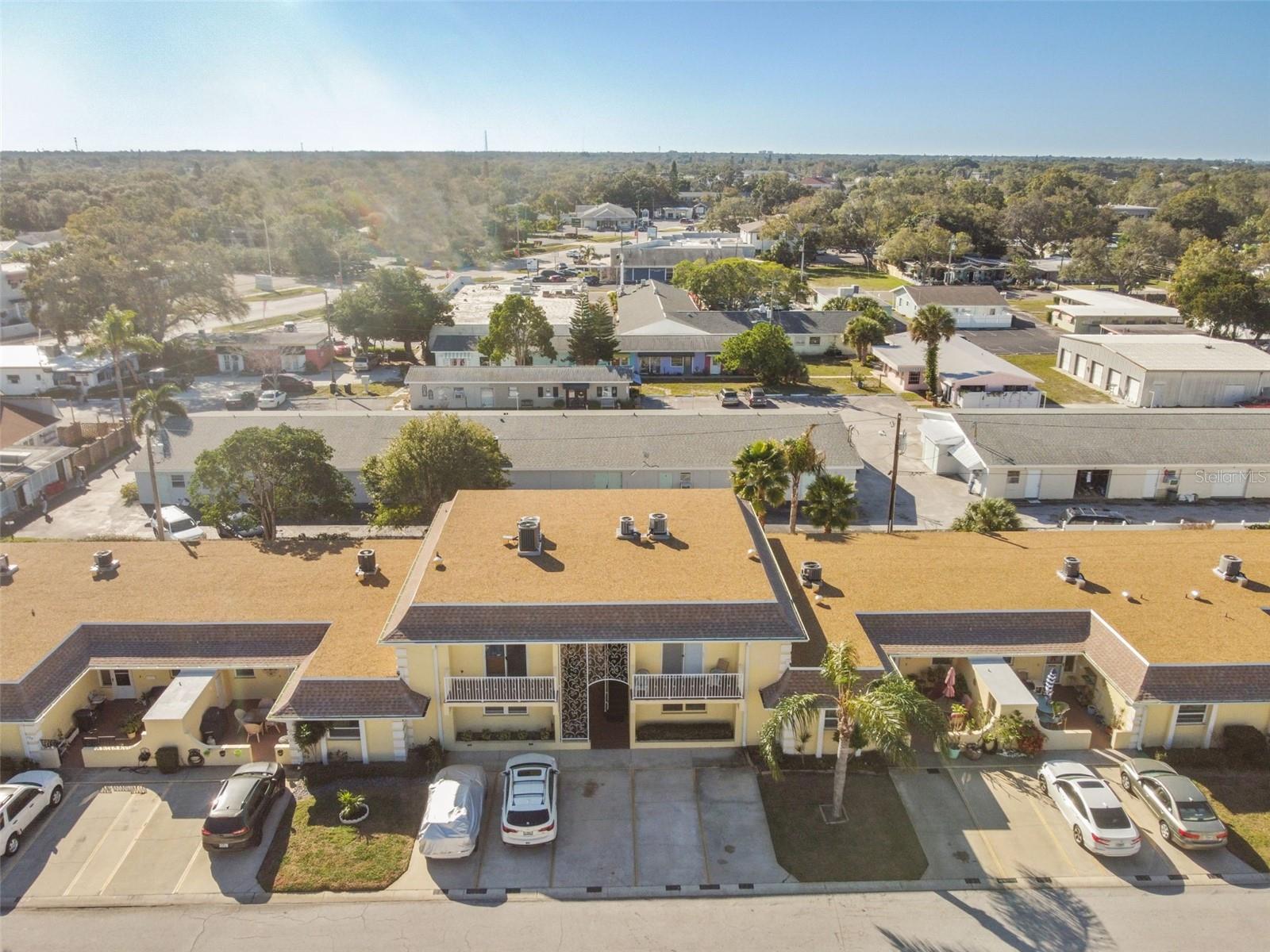 610 INDIAN ROCKS RD N #121, BELLEAIR BLUFFS, FL, 33770