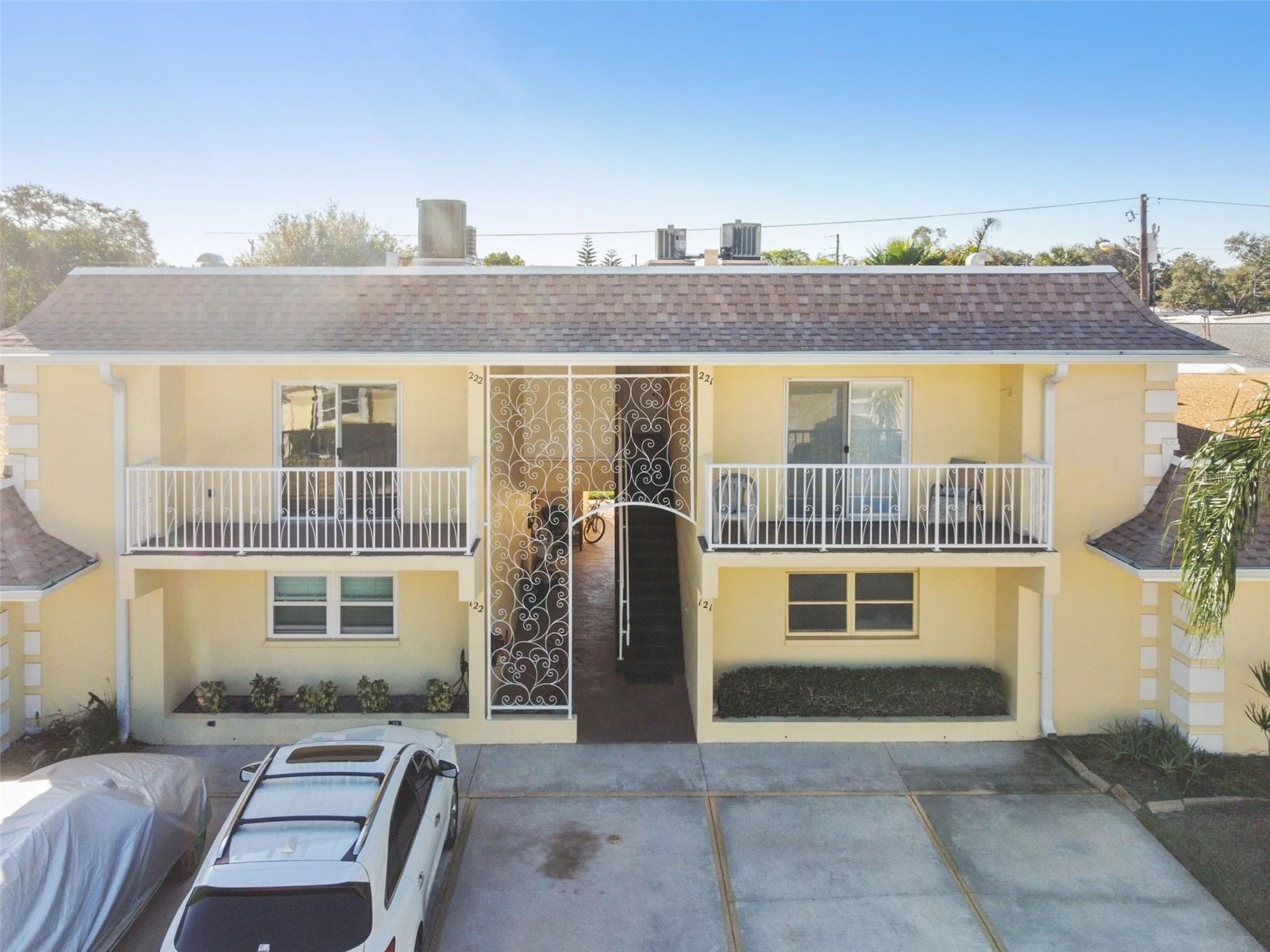 610 INDIAN ROCKS RD N #121, BELLEAIR BLUFFS, FL, 33770