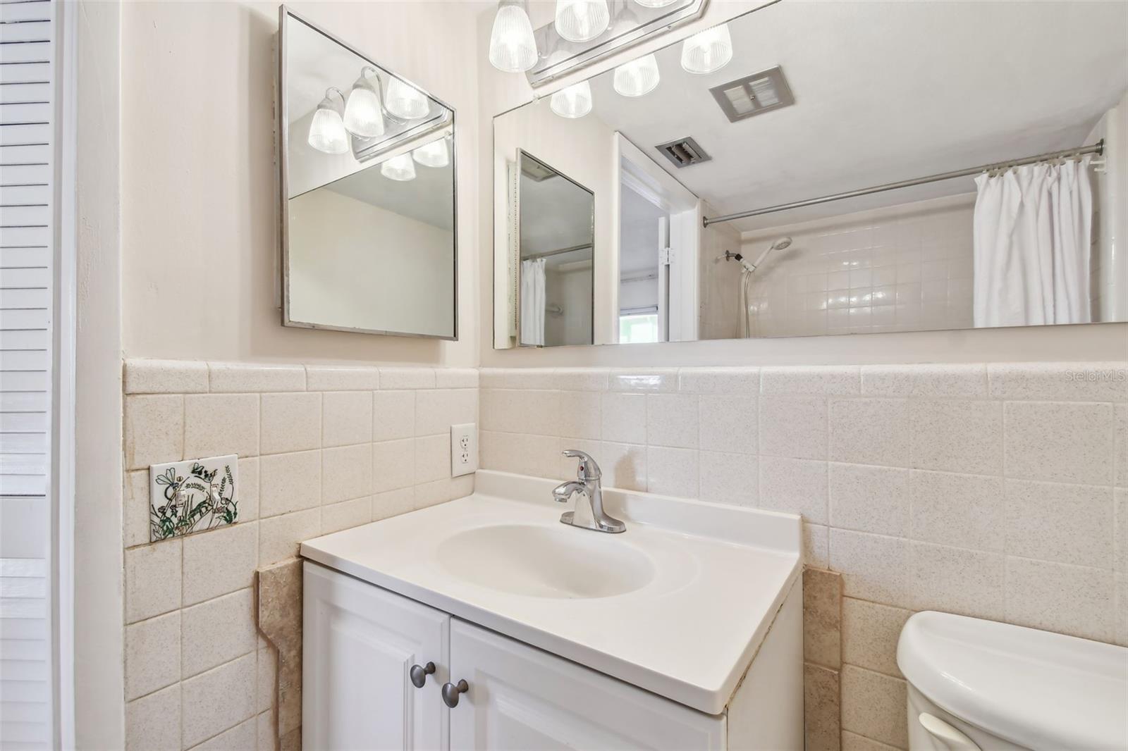610 INDIAN ROCKS RD N #121, BELLEAIR BLUFFS, FL, 33770