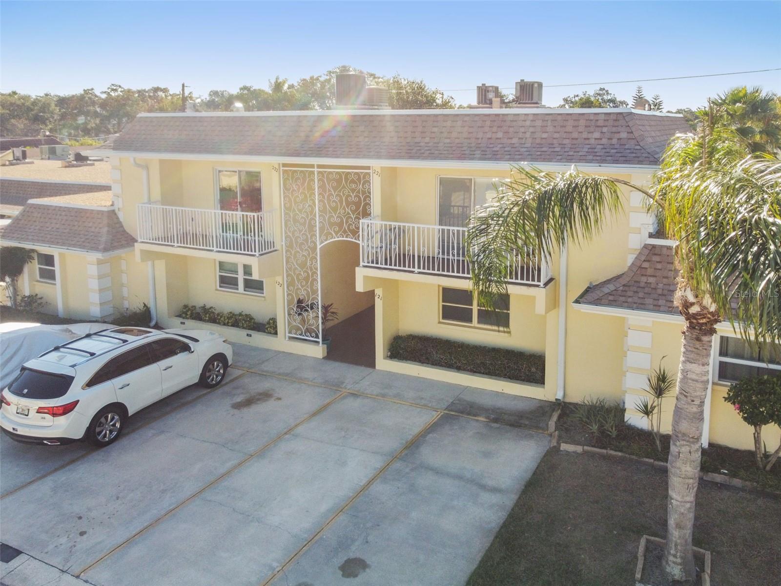 610 INDIAN ROCKS RD N #121, BELLEAIR BLUFFS, FL, 33770