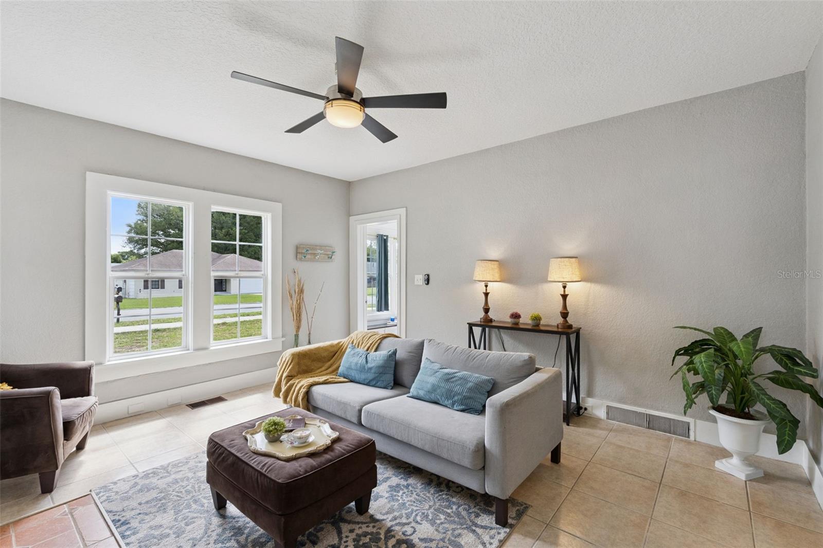 1628 S GROVE ST, EUSTIS, FL, 32726