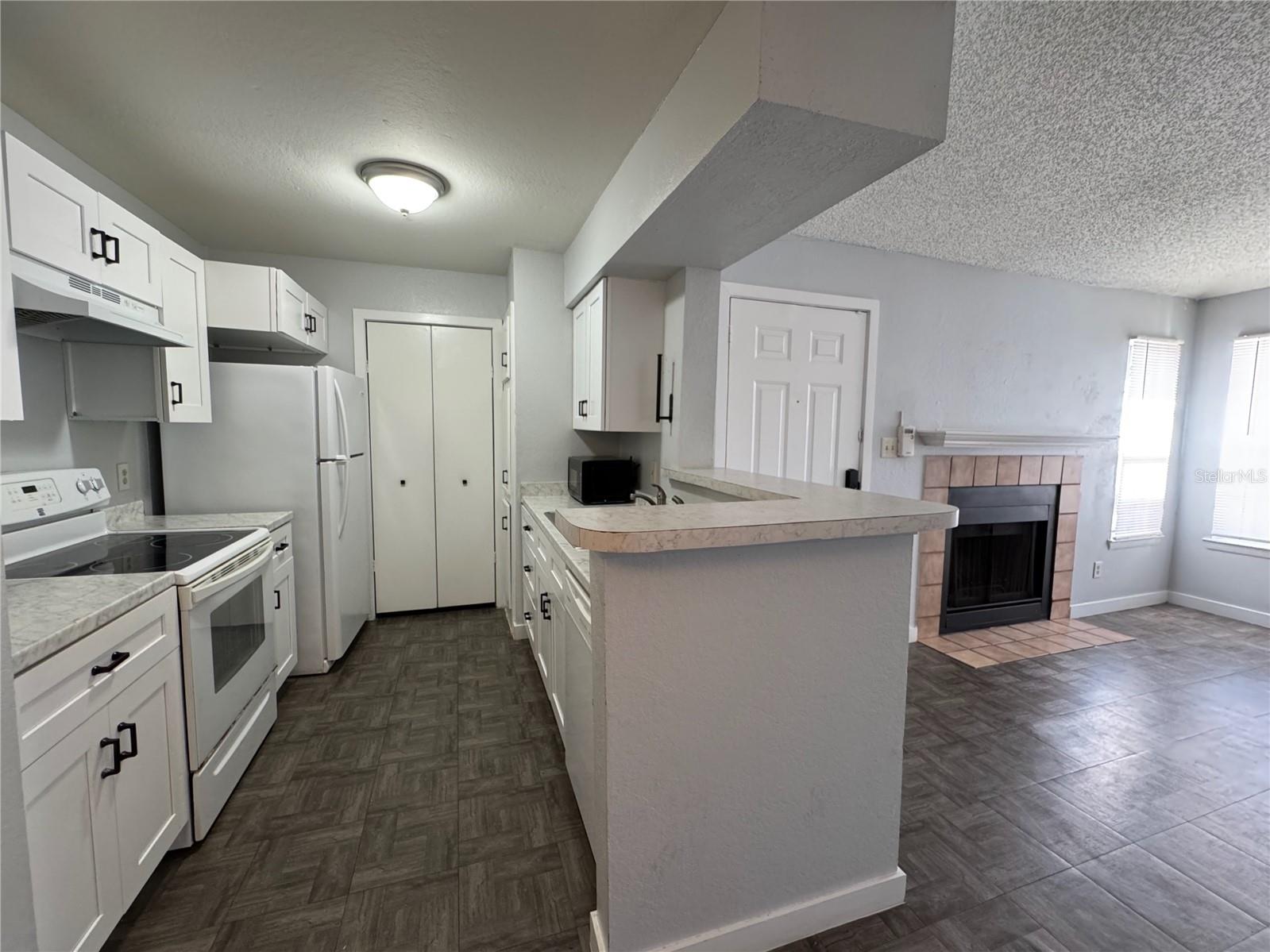 5540 DEVONBRIAR WAY #203, ORLANDO, FL, 32822