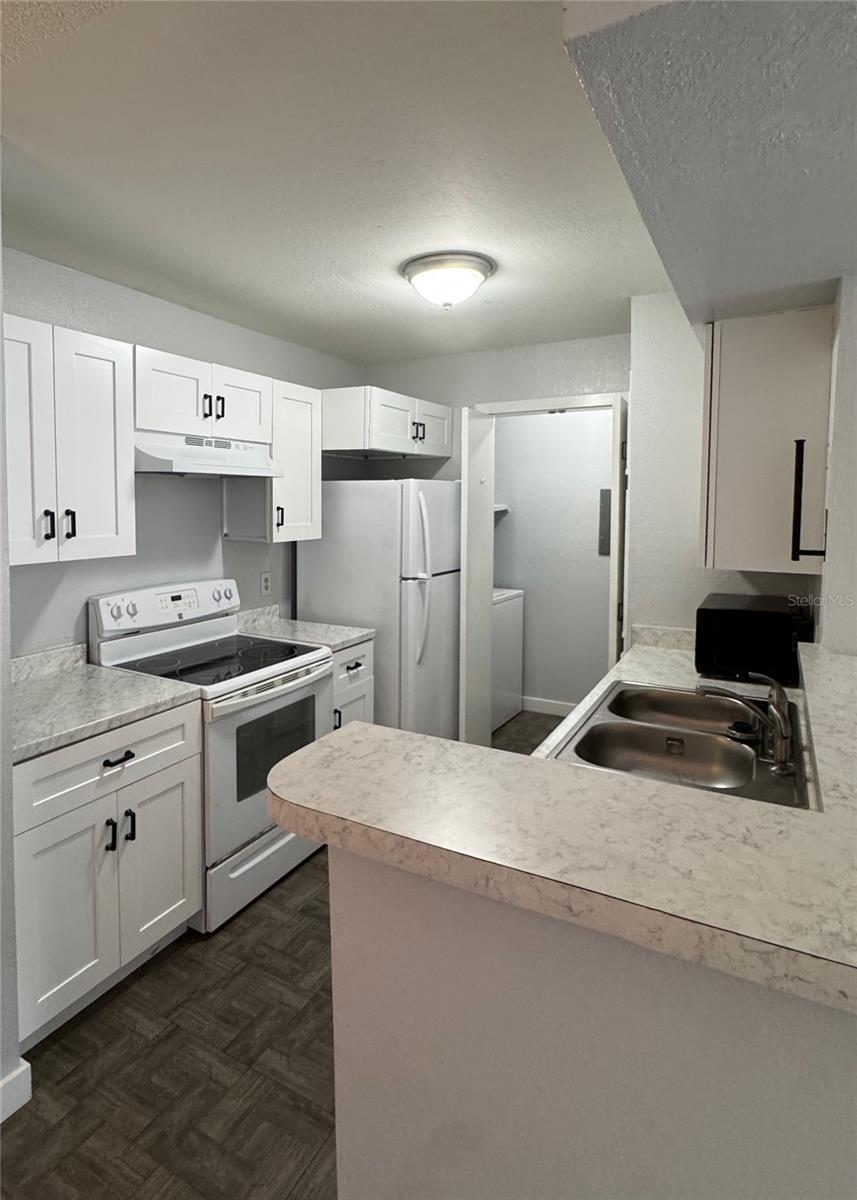 5540 DEVONBRIAR WAY #203, ORLANDO, FL, 32822