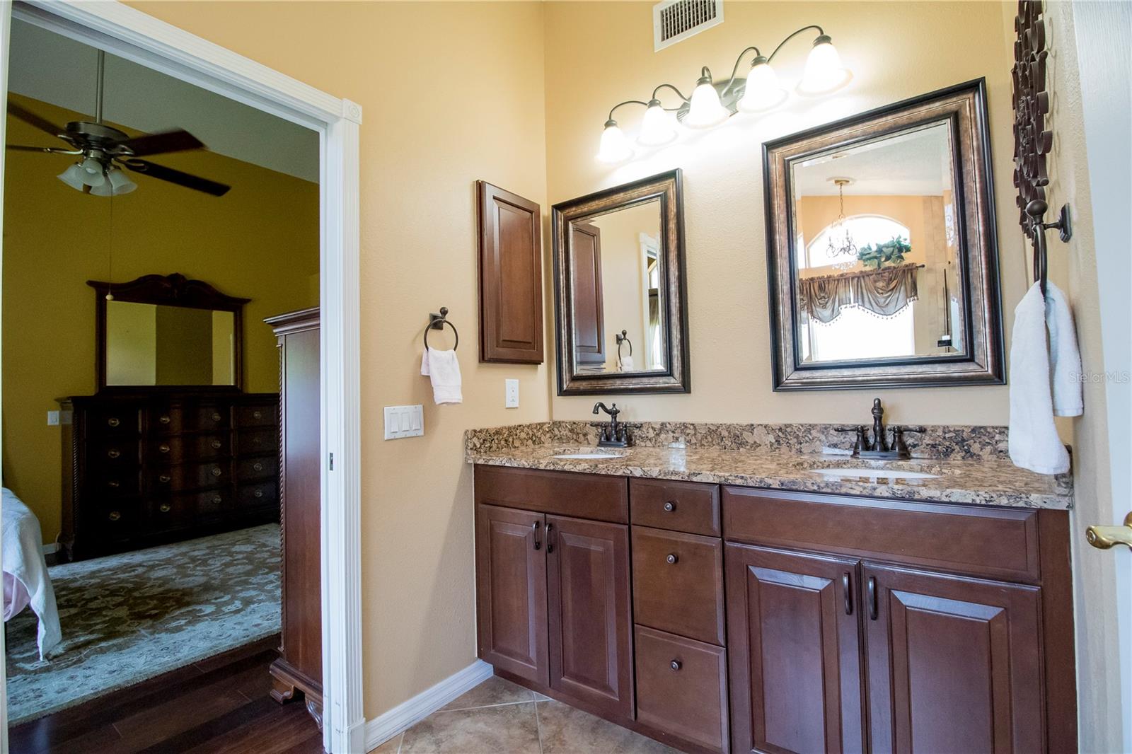 8509 PRINGLE WAY, TAMPA, FL, 33635