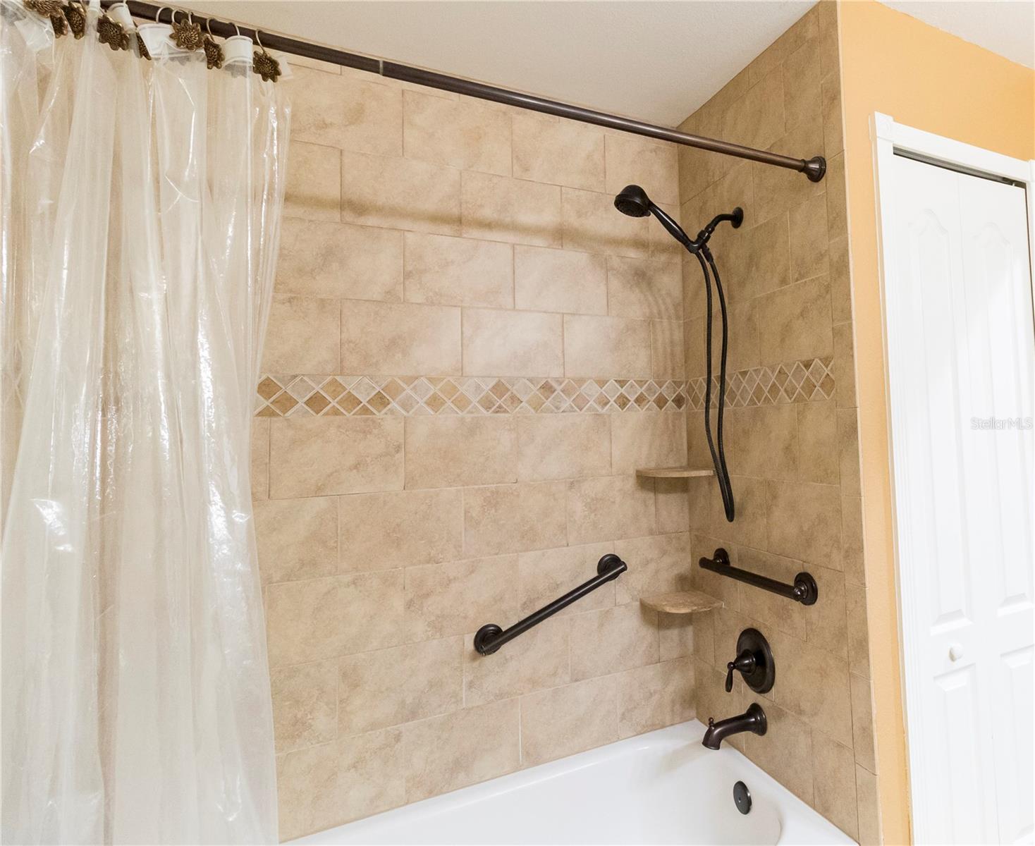 8509 PRINGLE WAY, TAMPA, FL, 33635