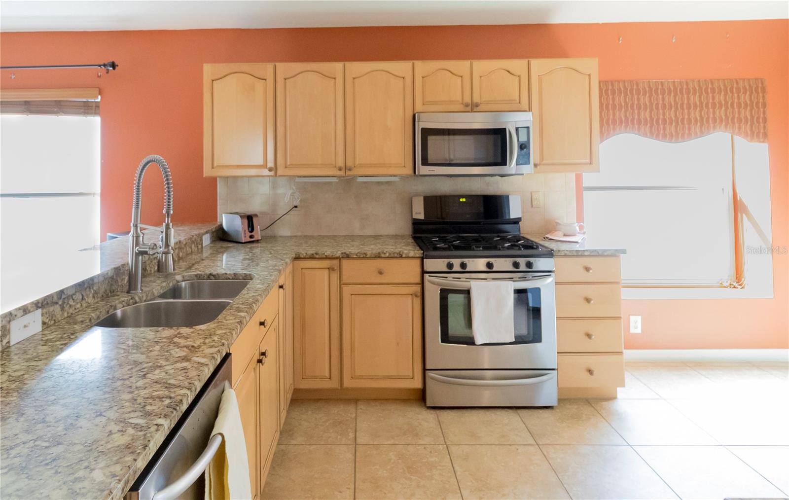 8509 PRINGLE WAY, TAMPA, FL, 33635