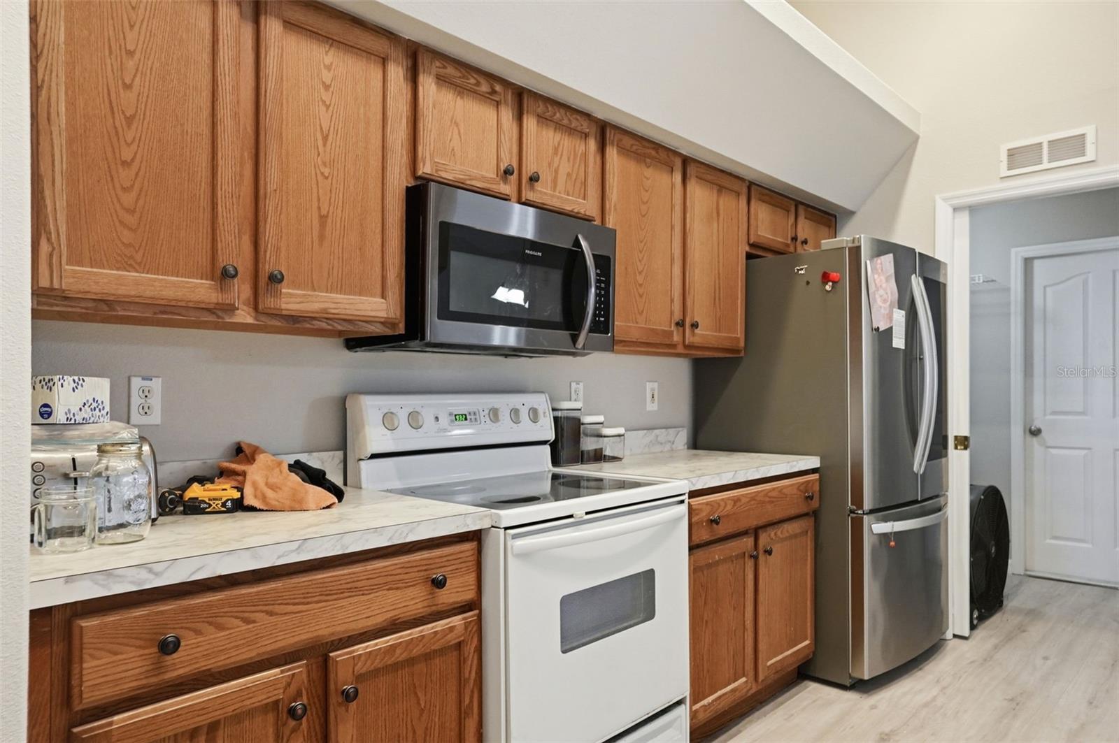 8038 MADRID RD, WEEKI WACHEE, FL, 34613