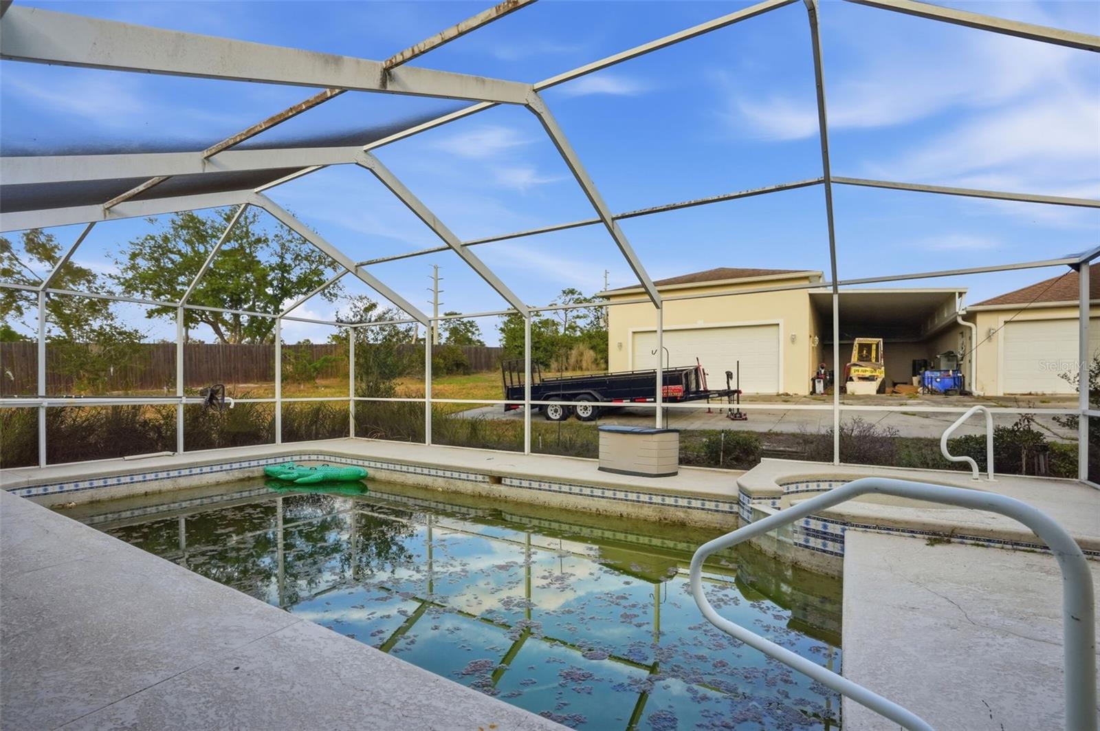 8038 MADRID RD, WEEKI WACHEE, FL, 34613