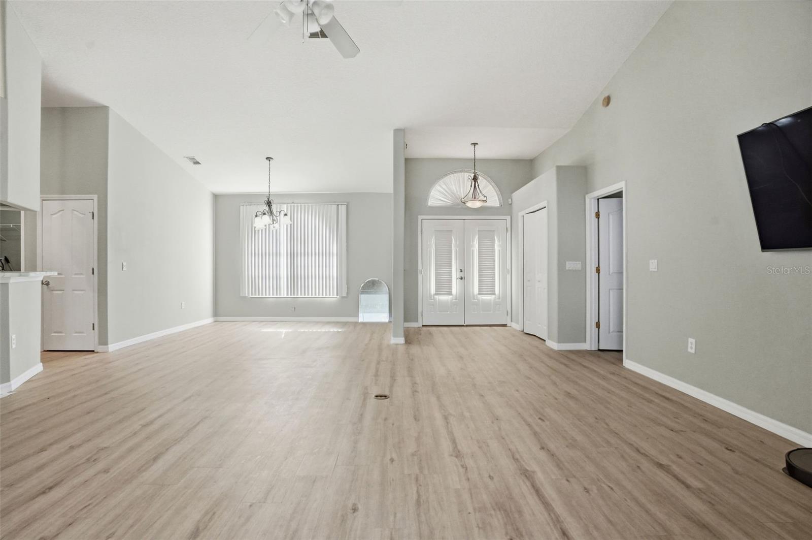 8038 MADRID RD, WEEKI WACHEE, FL, 34613