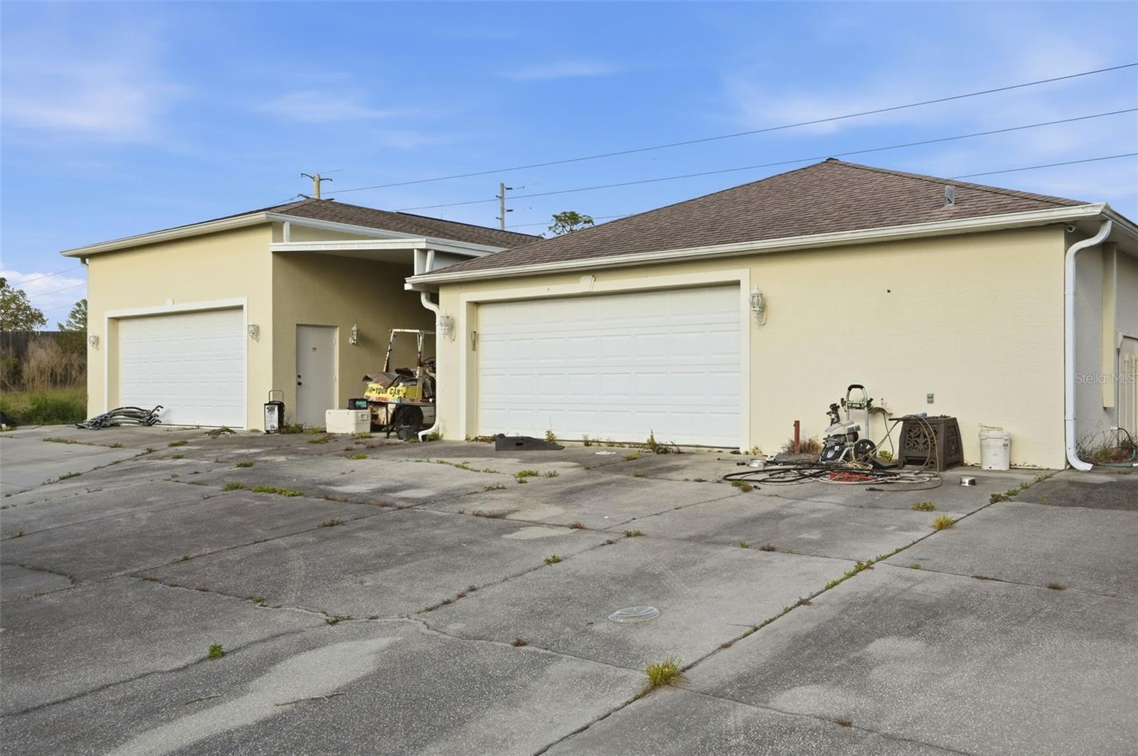 8038 MADRID RD, WEEKI WACHEE, FL, 34613