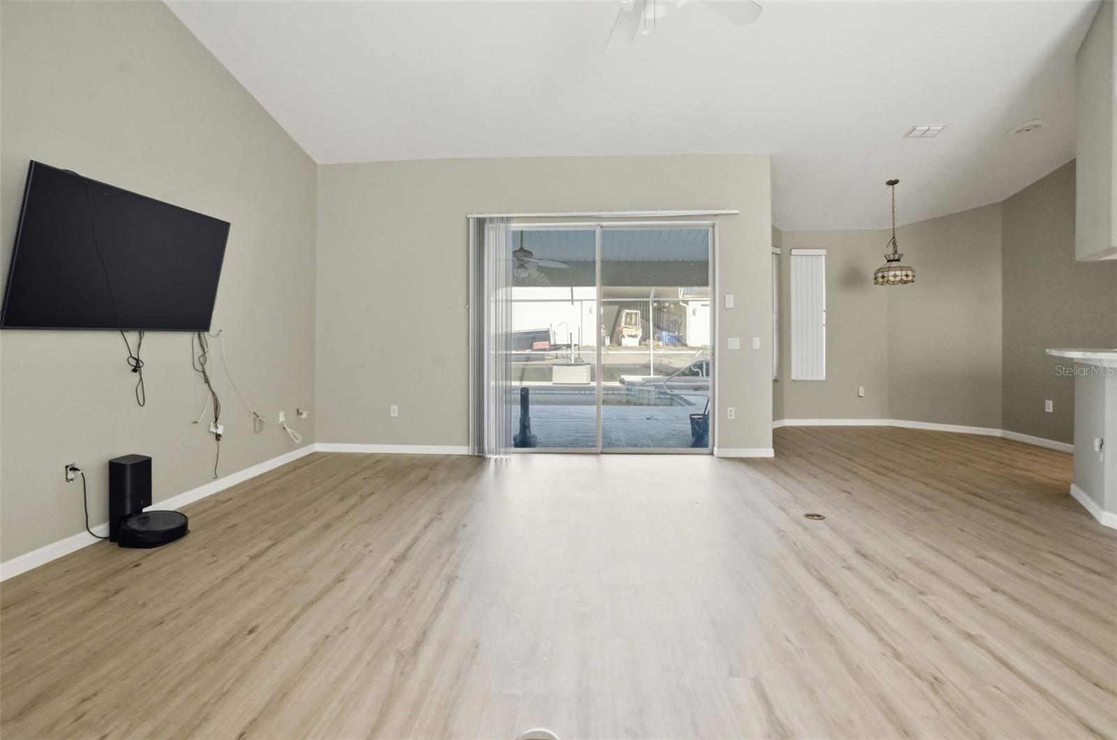 8038 MADRID RD, WEEKI WACHEE, FL, 34613