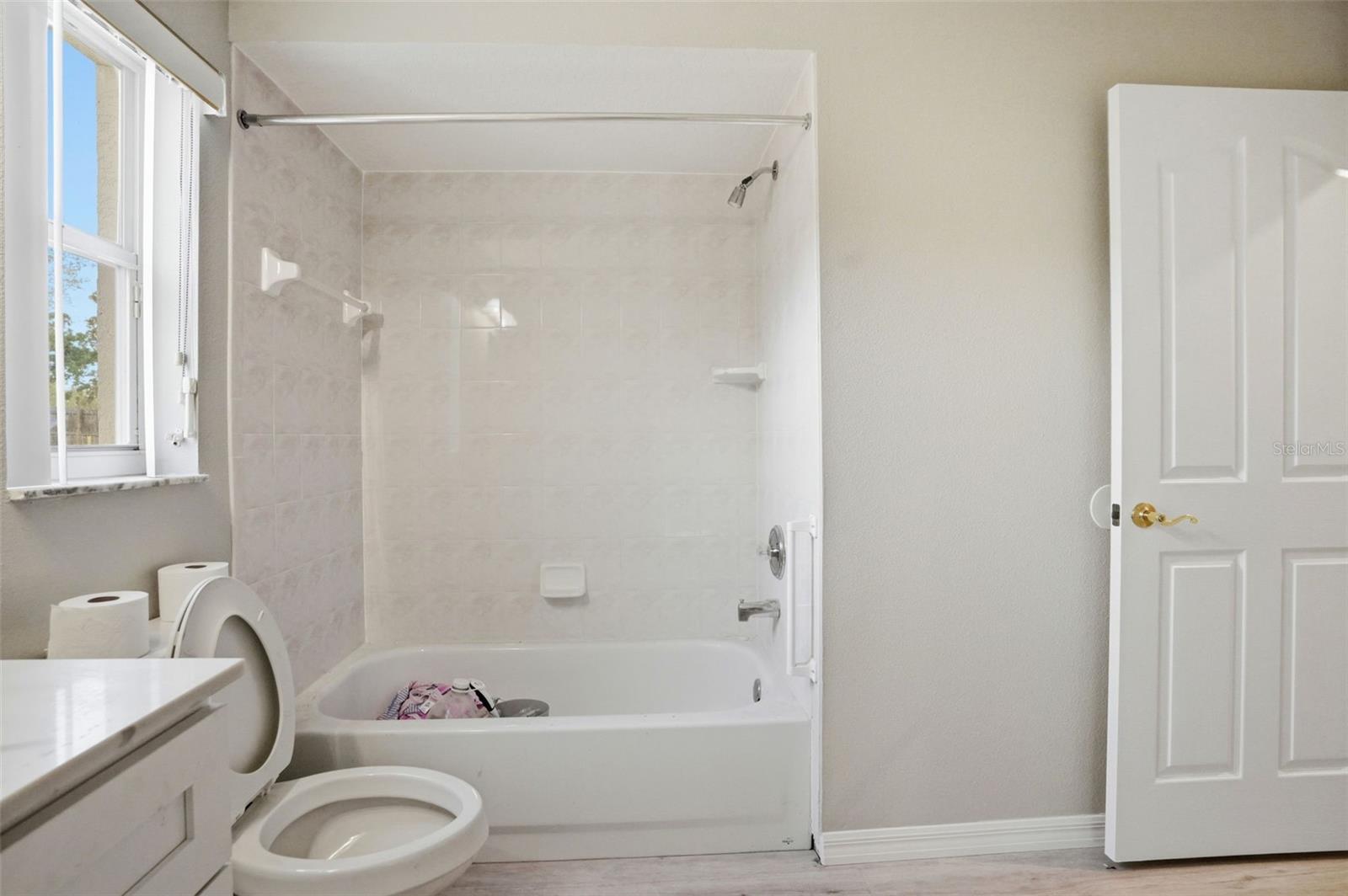 8038 MADRID RD, WEEKI WACHEE, FL, 34613