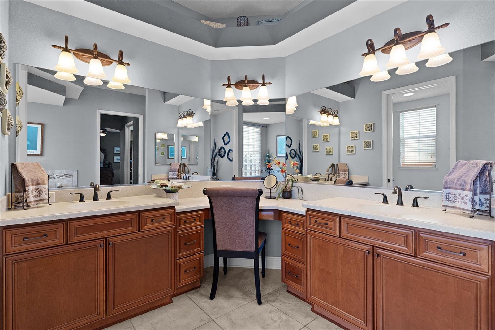 2254 ISLEWORTH CIR, THE VILLAGES, FL, 32163