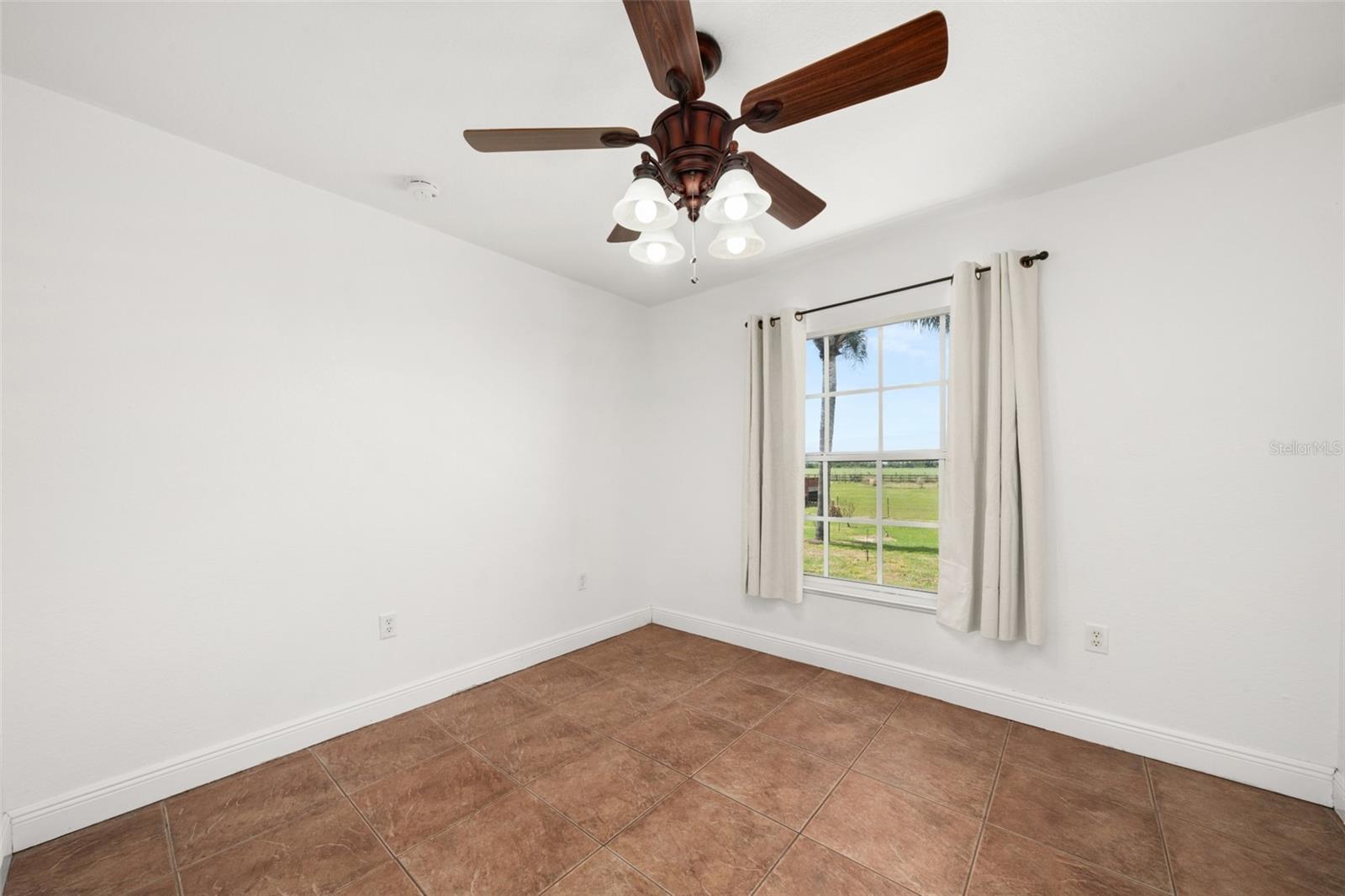 615 GRAHAM DAIRY RD, VENUS, FL, 33960