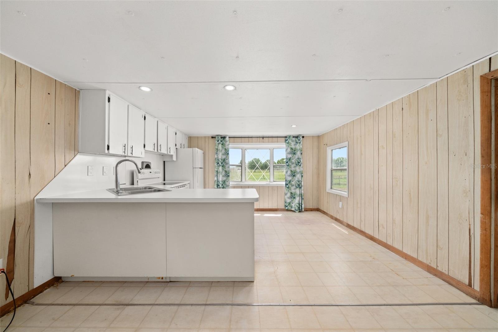 615 GRAHAM DAIRY RD, VENUS, FL, 33960