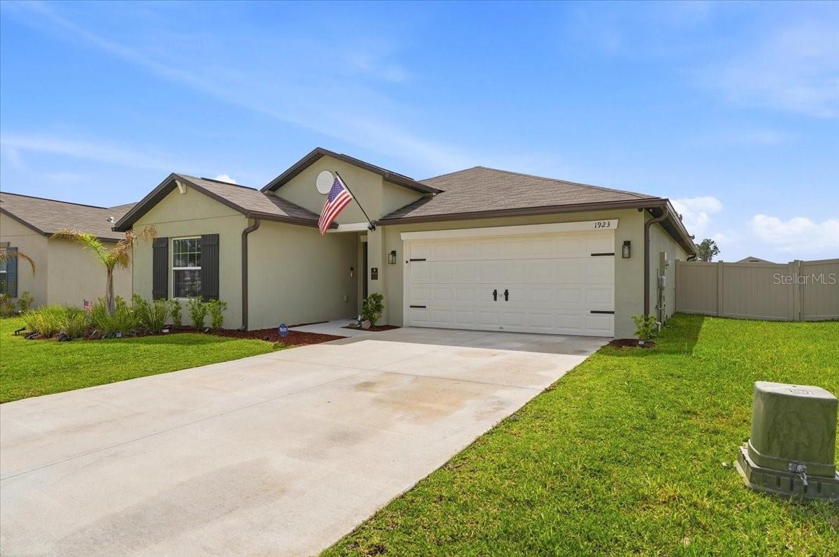 1923 RED LOOP, LAKELAND, FL, 33801
