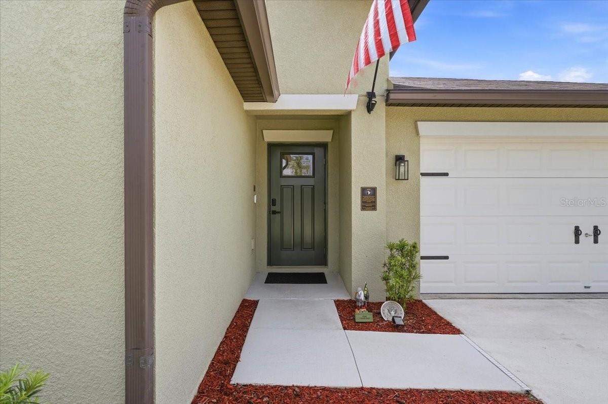 1923 RED LOOP, LAKELAND, FL, 33801