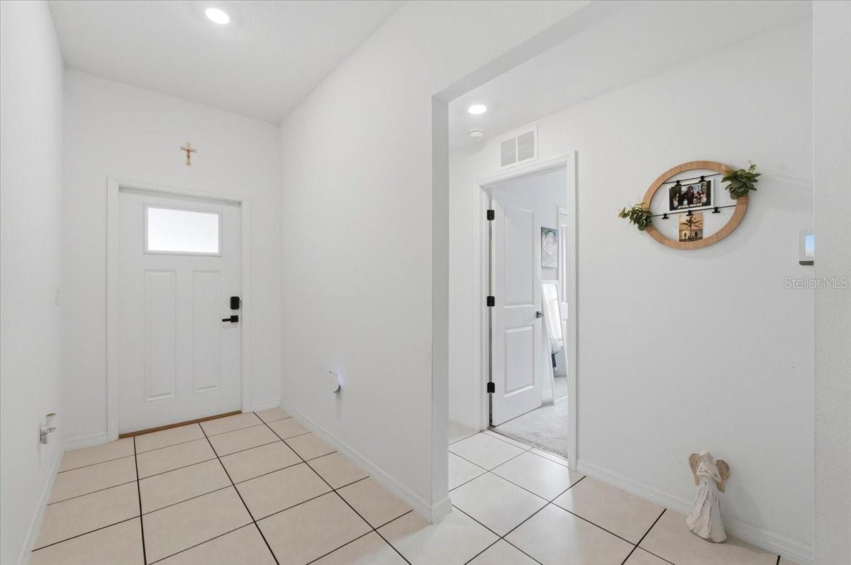 1923 RED LOOP, LAKELAND, FL, 33801