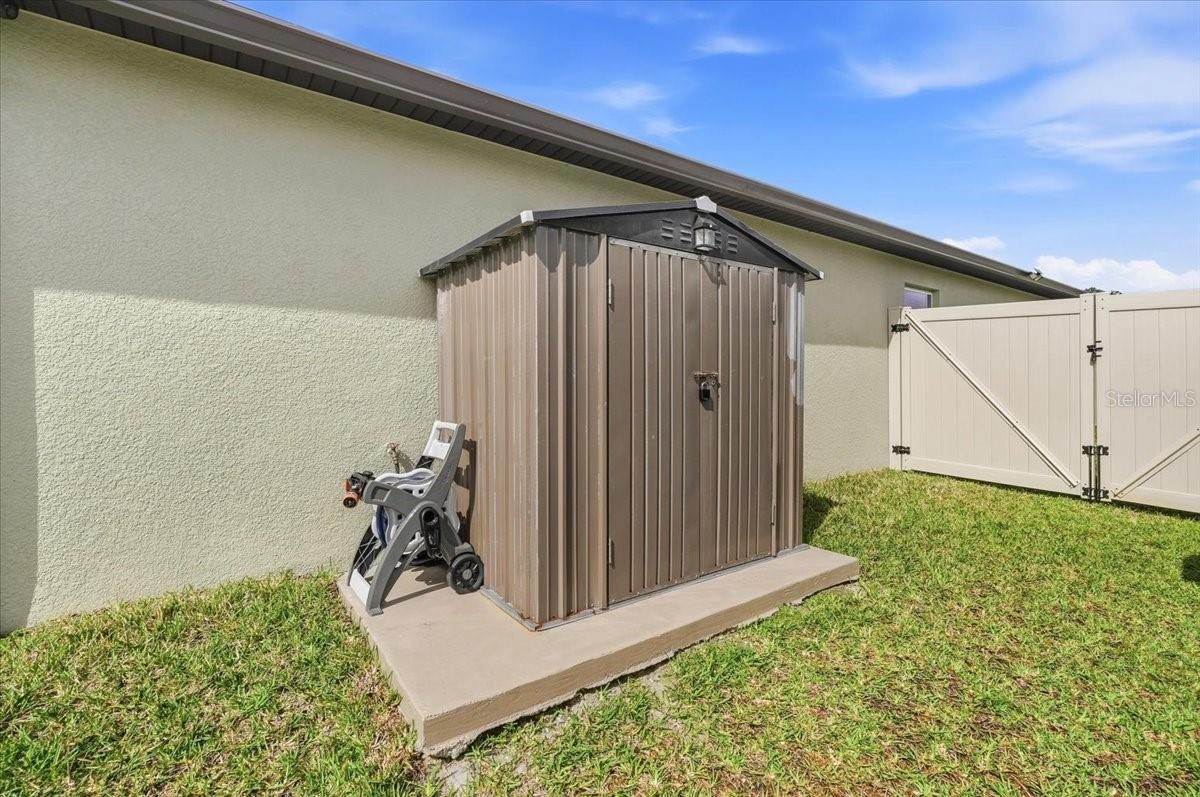 1923 RED LOOP, LAKELAND, FL, 33801