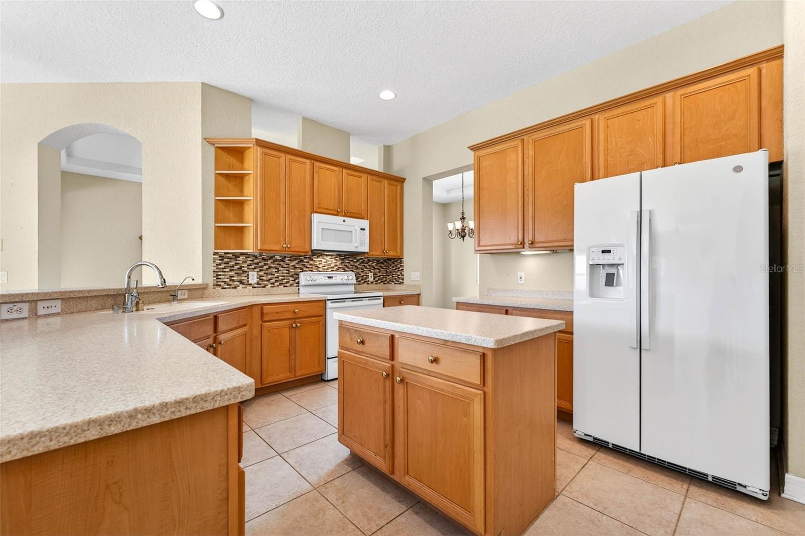 2212 MYRTLE VISTA CT, SUN CITY CENTER, FL, 33573