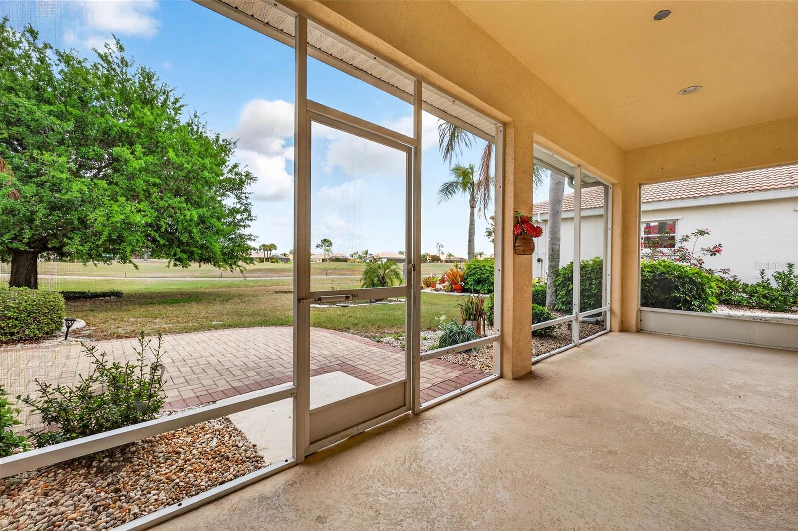 2212 MYRTLE VISTA CT, SUN CITY CENTER, FL, 33573