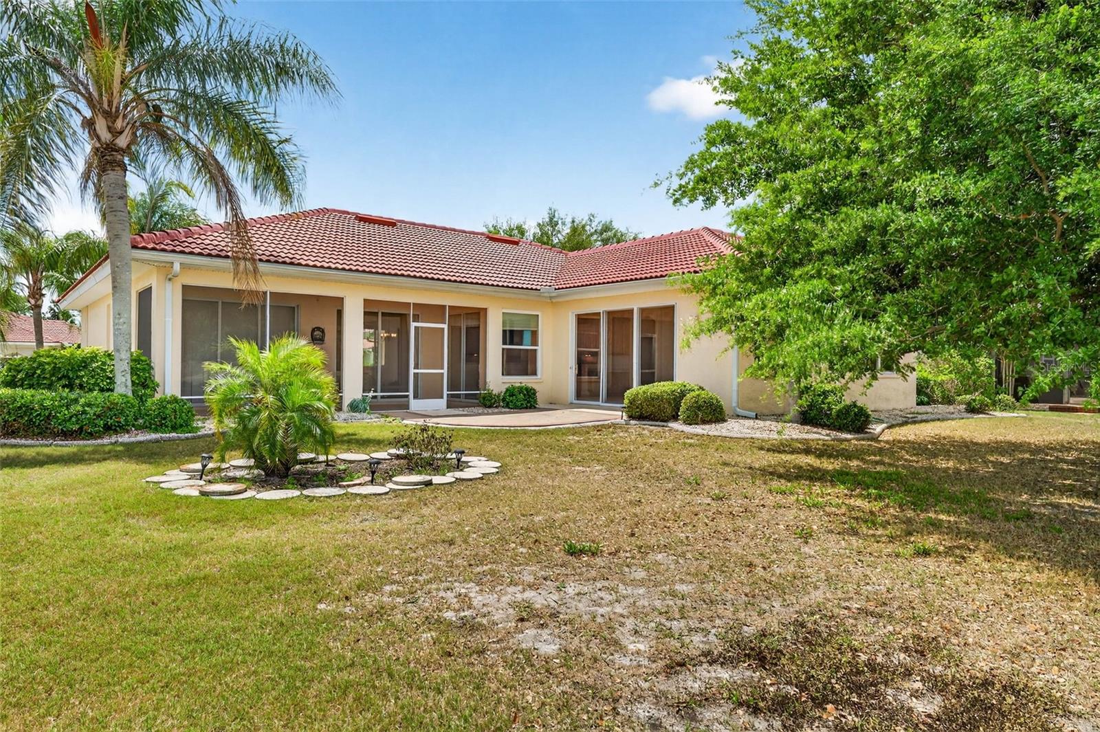 2212 MYRTLE VISTA CT, SUN CITY CENTER, FL, 33573