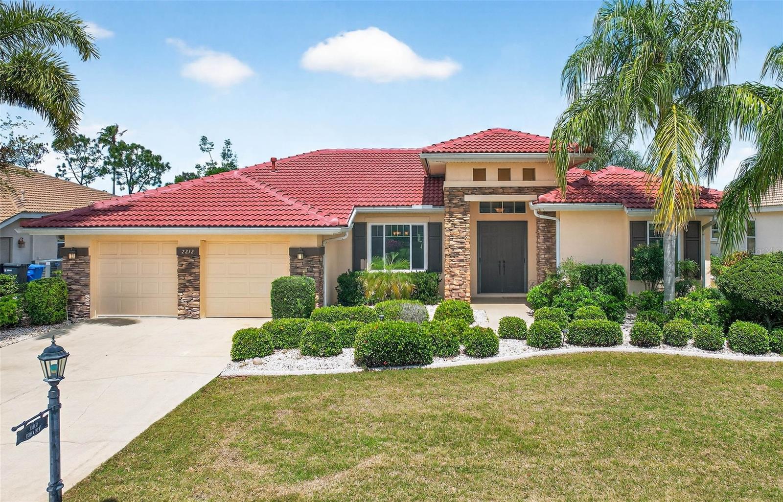 2212 MYRTLE VISTA CT, SUN CITY CENTER, FL, 33573