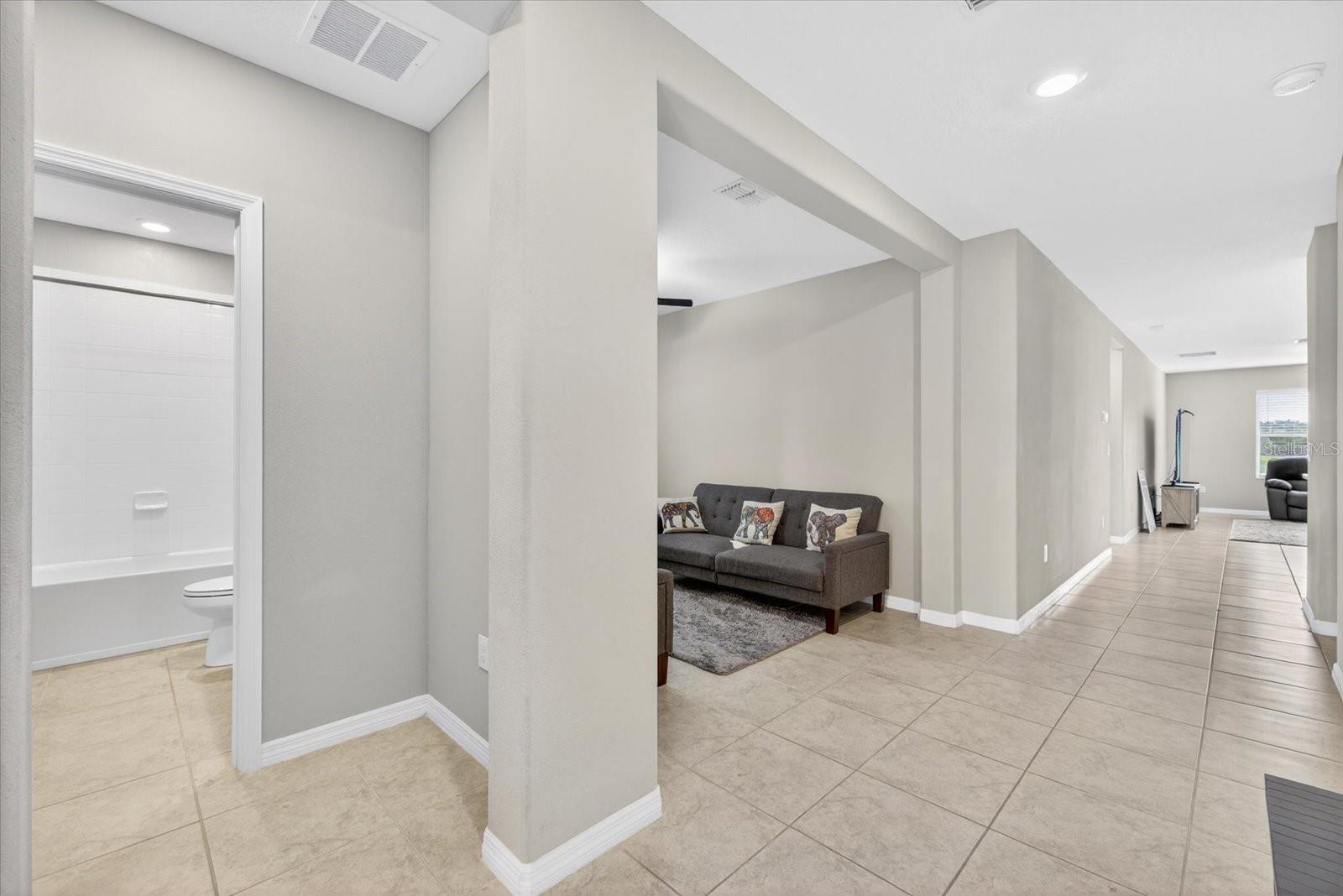 4712 WILD SENNA BLVD, TAMPA, FL, 33619