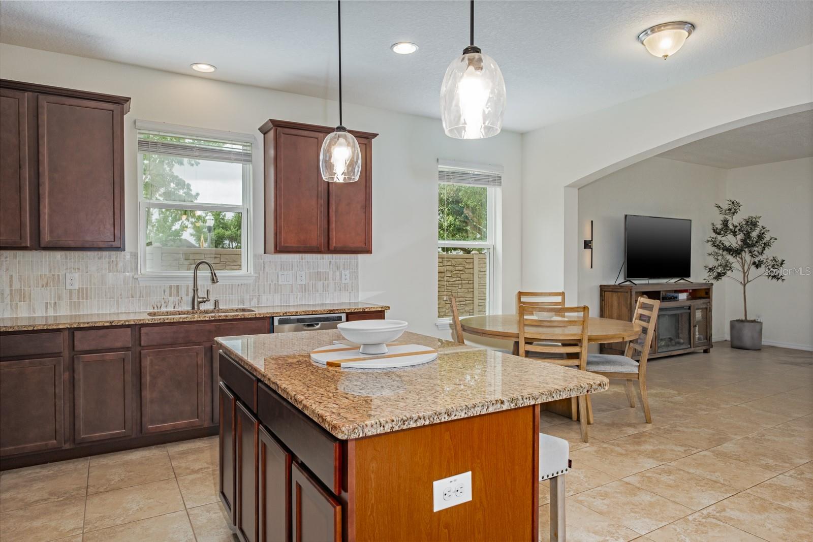 1653 NATURE VIEW DR, LUTZ, FL, 33558