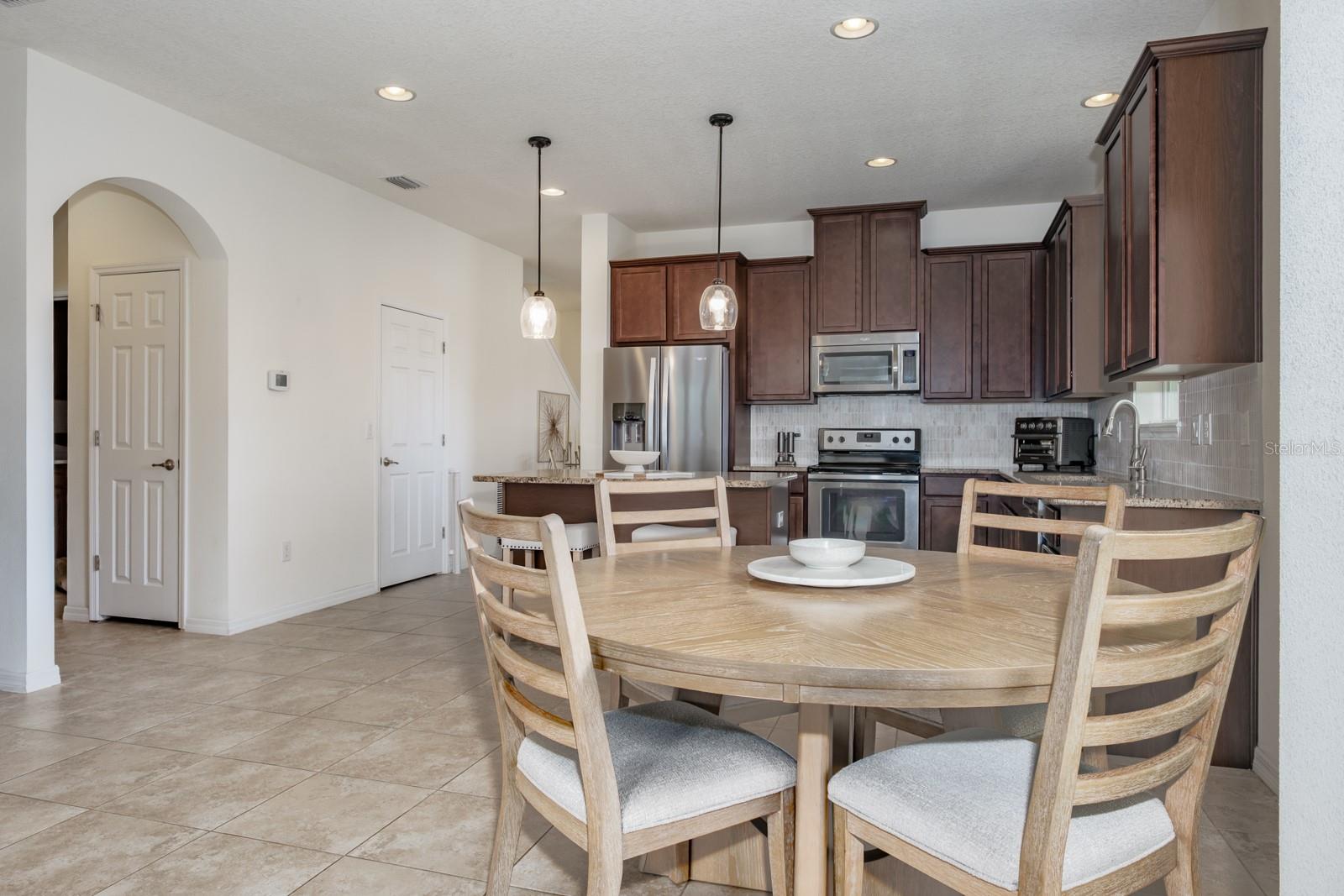 1653 NATURE VIEW DR, LUTZ, FL, 33558