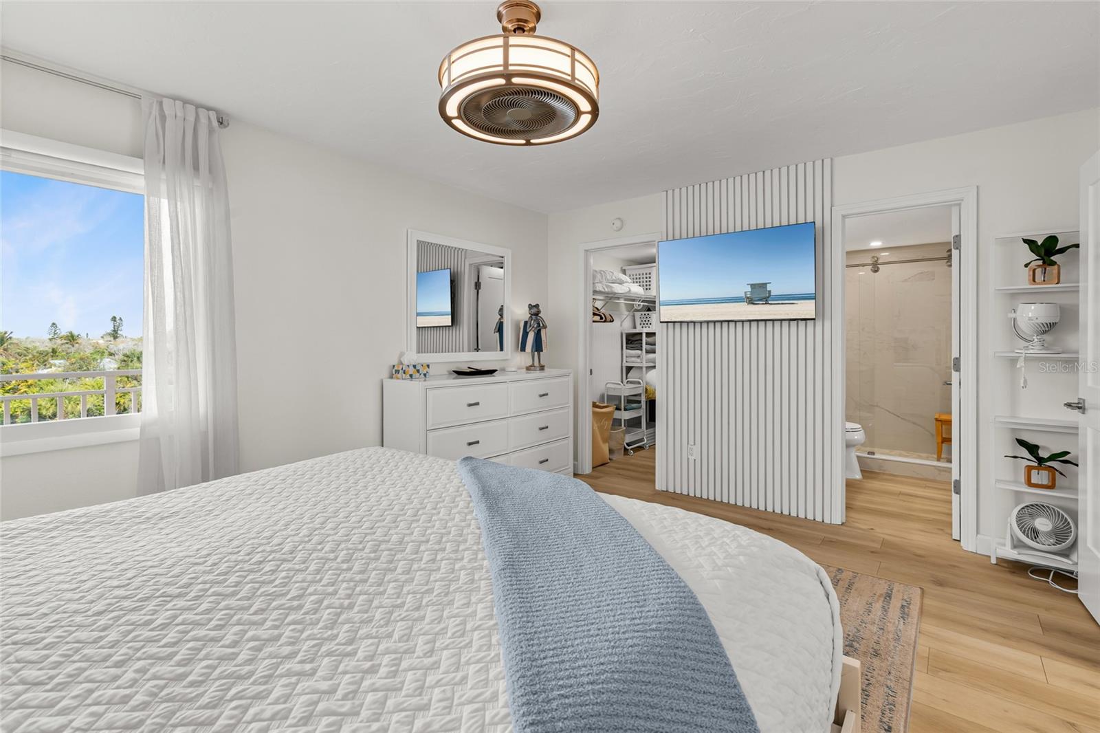 711 BEACH RD #408, SARASOTA, FL, 34242