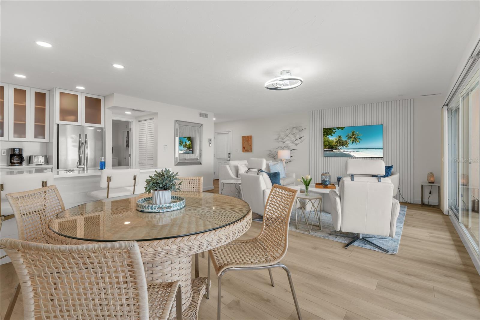 711 BEACH RD #408, SARASOTA, FL, 34242