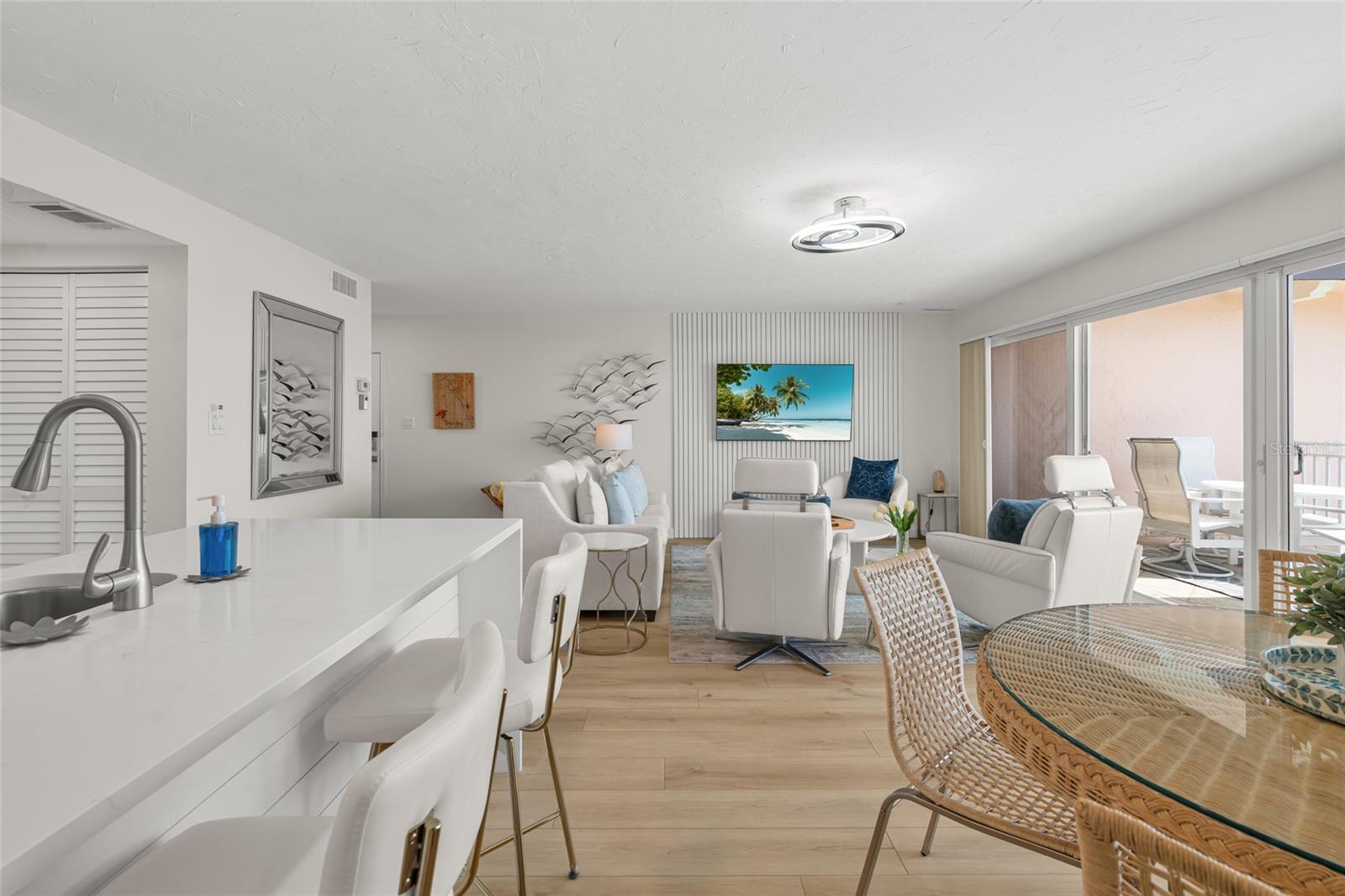 711 BEACH RD #408, SARASOTA, FL, 34242