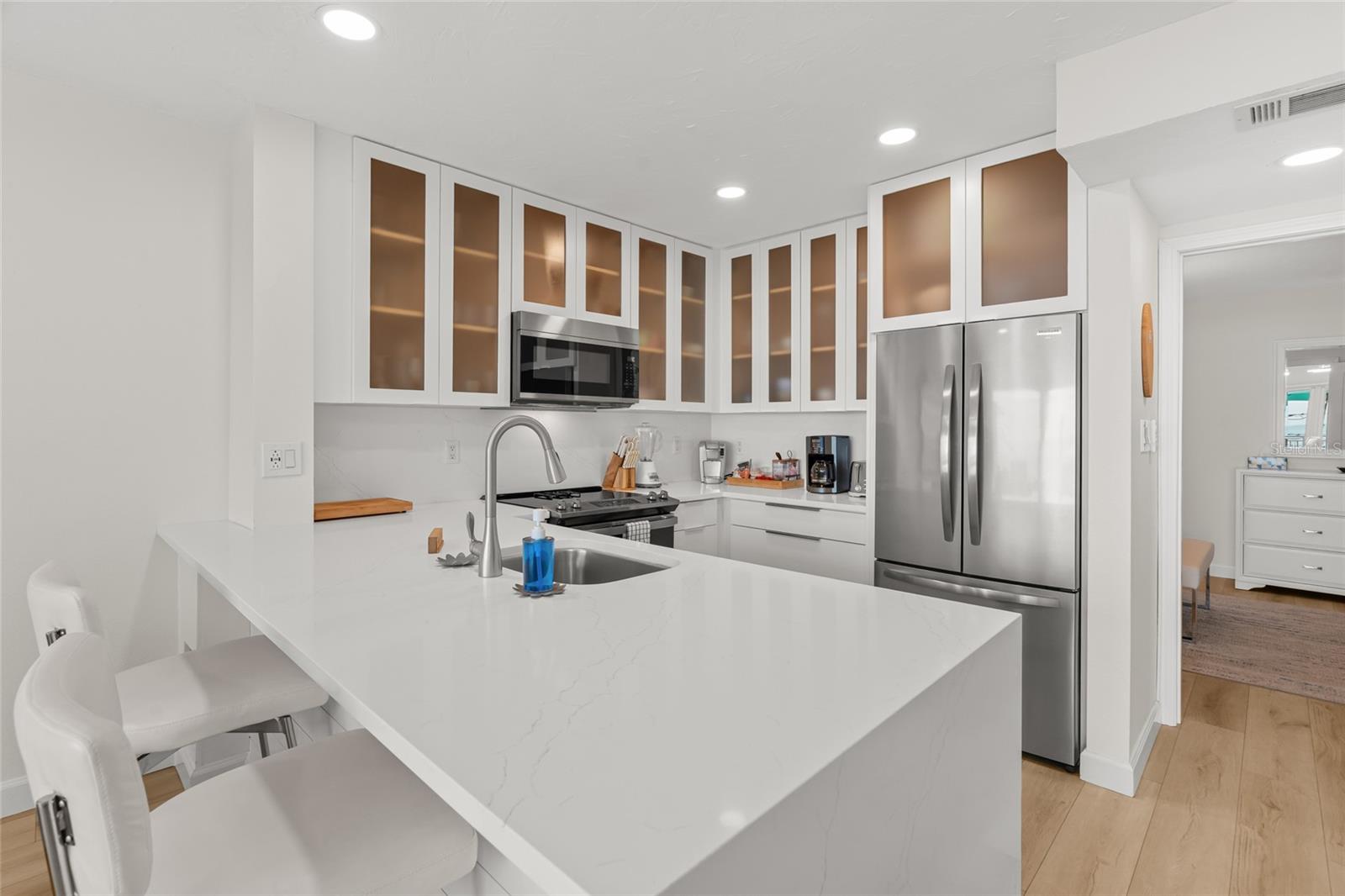 711 BEACH RD #408, SARASOTA, FL, 34242