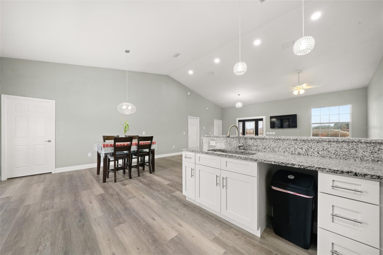 189 N OLEANDER DR, AVON PARK, FL, 33825