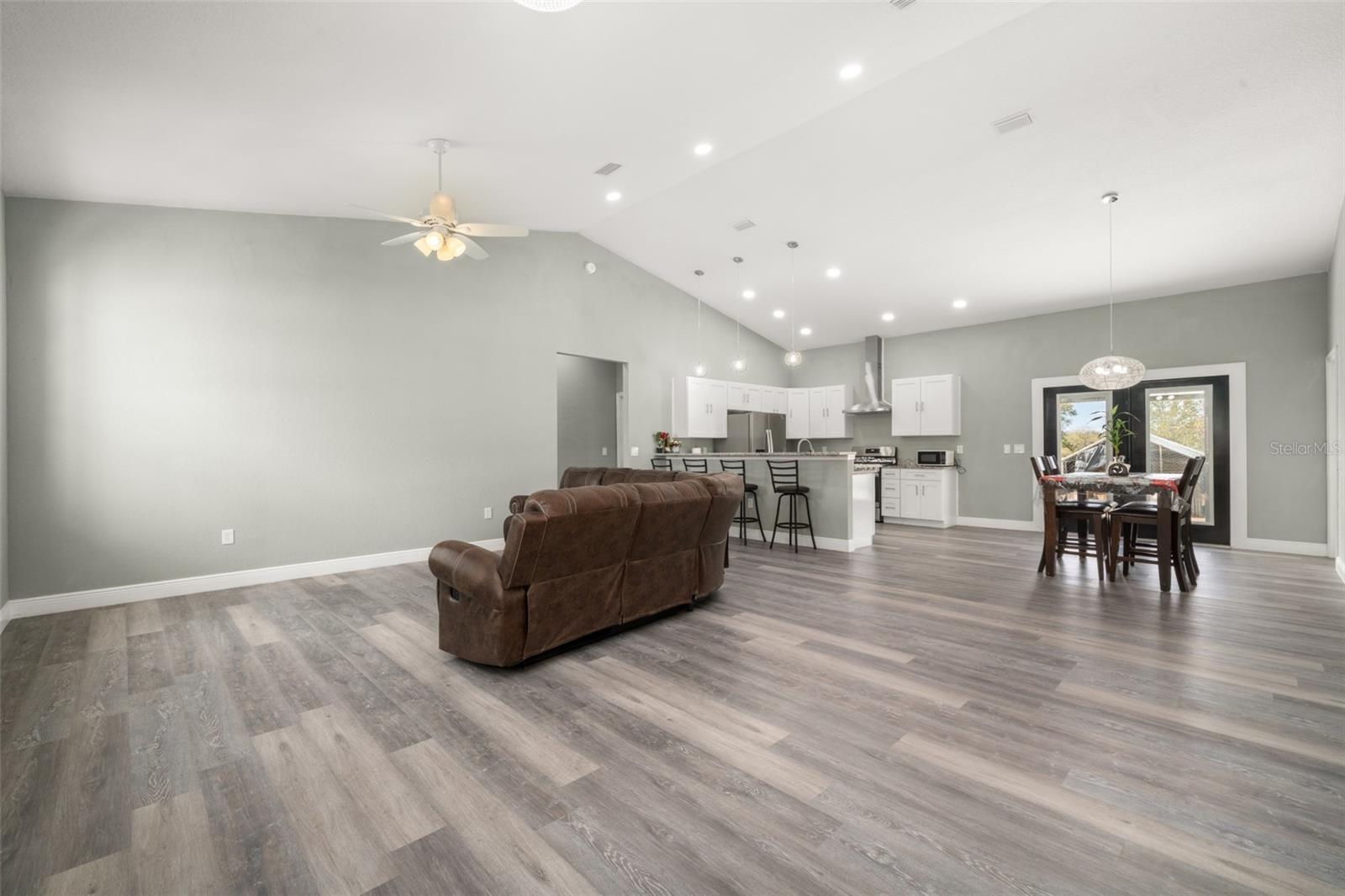 189 N OLEANDER DR, AVON PARK, FL, 33825
