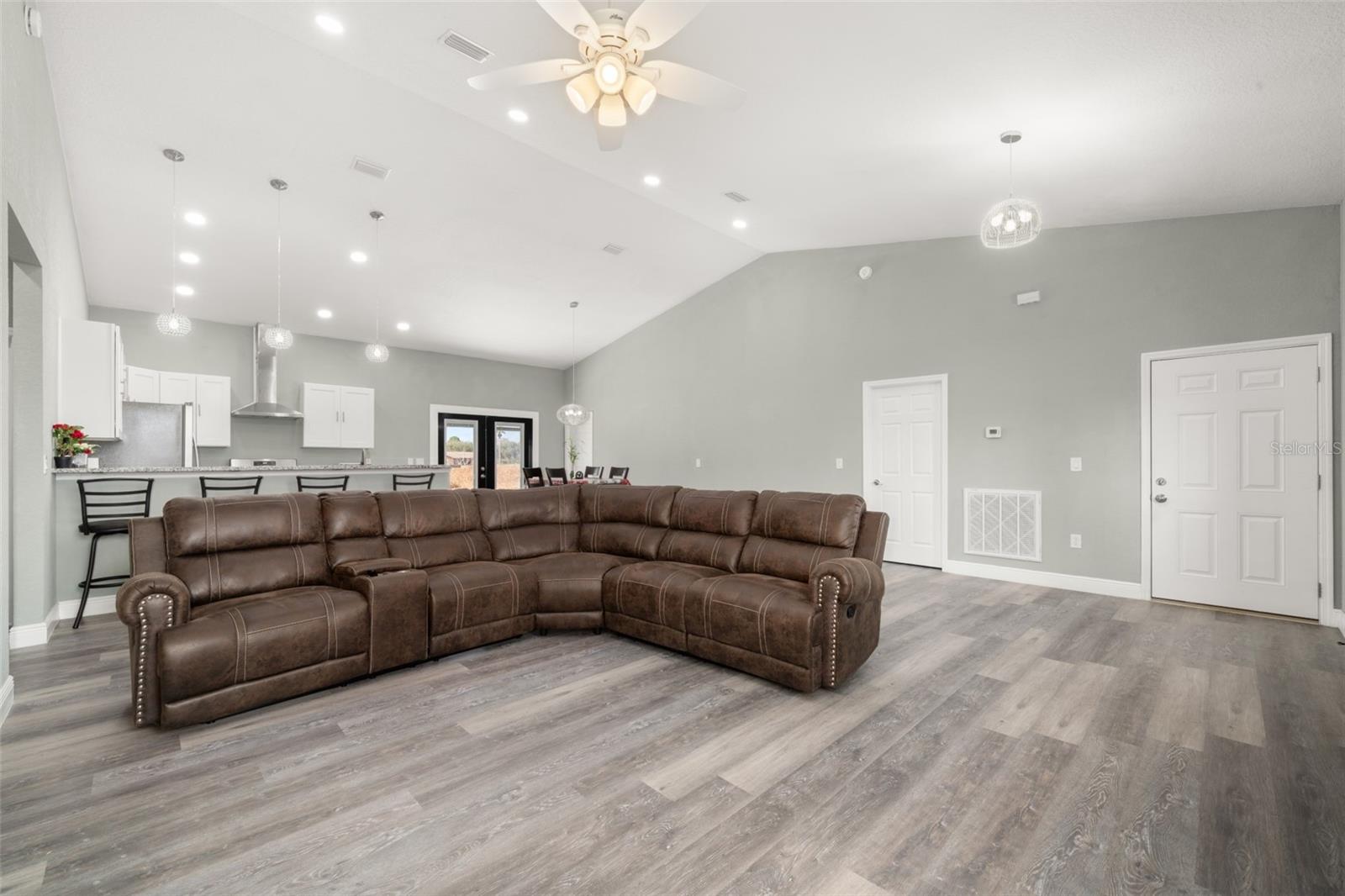 189 N OLEANDER DR, AVON PARK, FL, 33825
