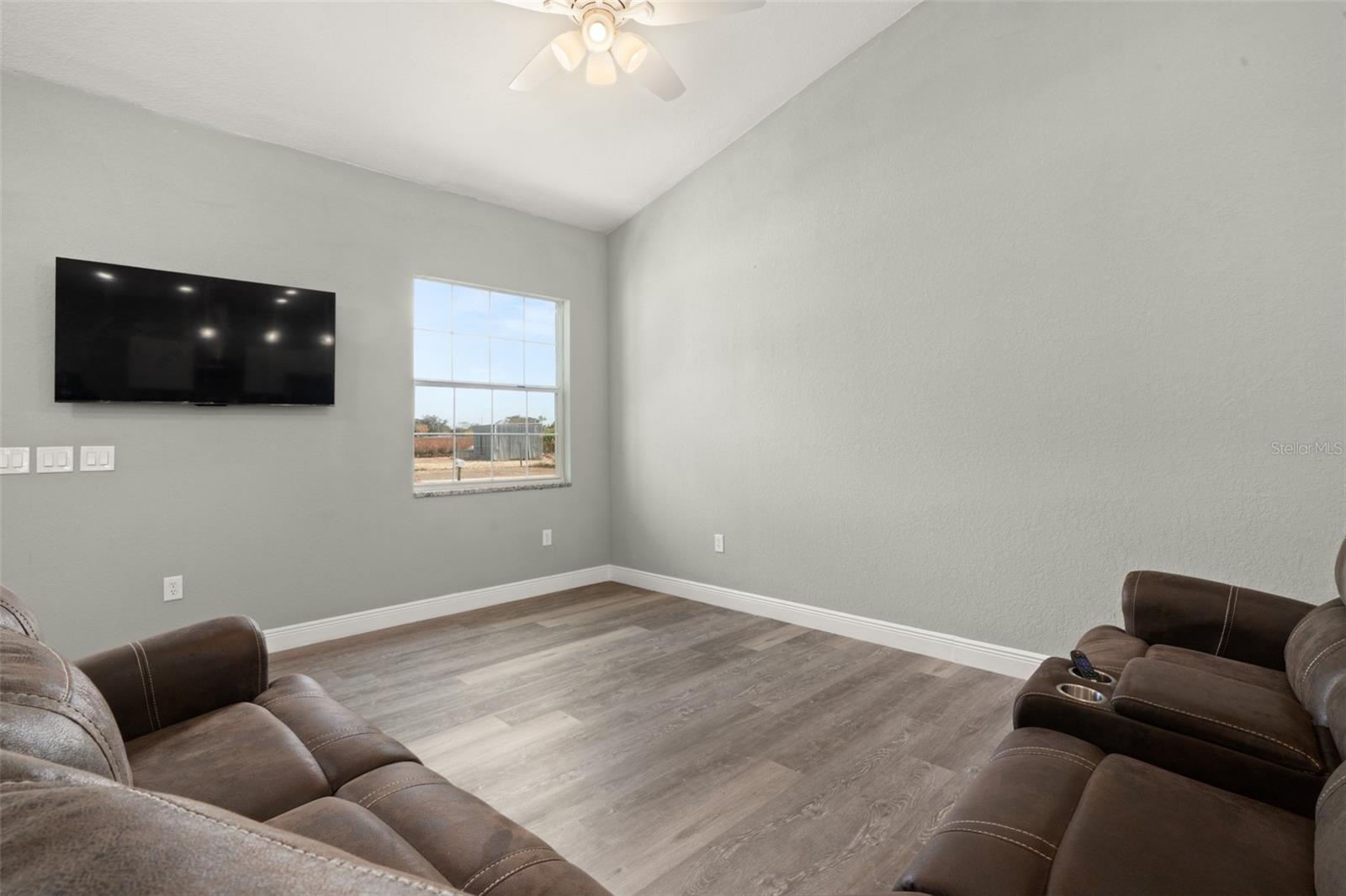 189 N OLEANDER DR, AVON PARK, FL, 33825