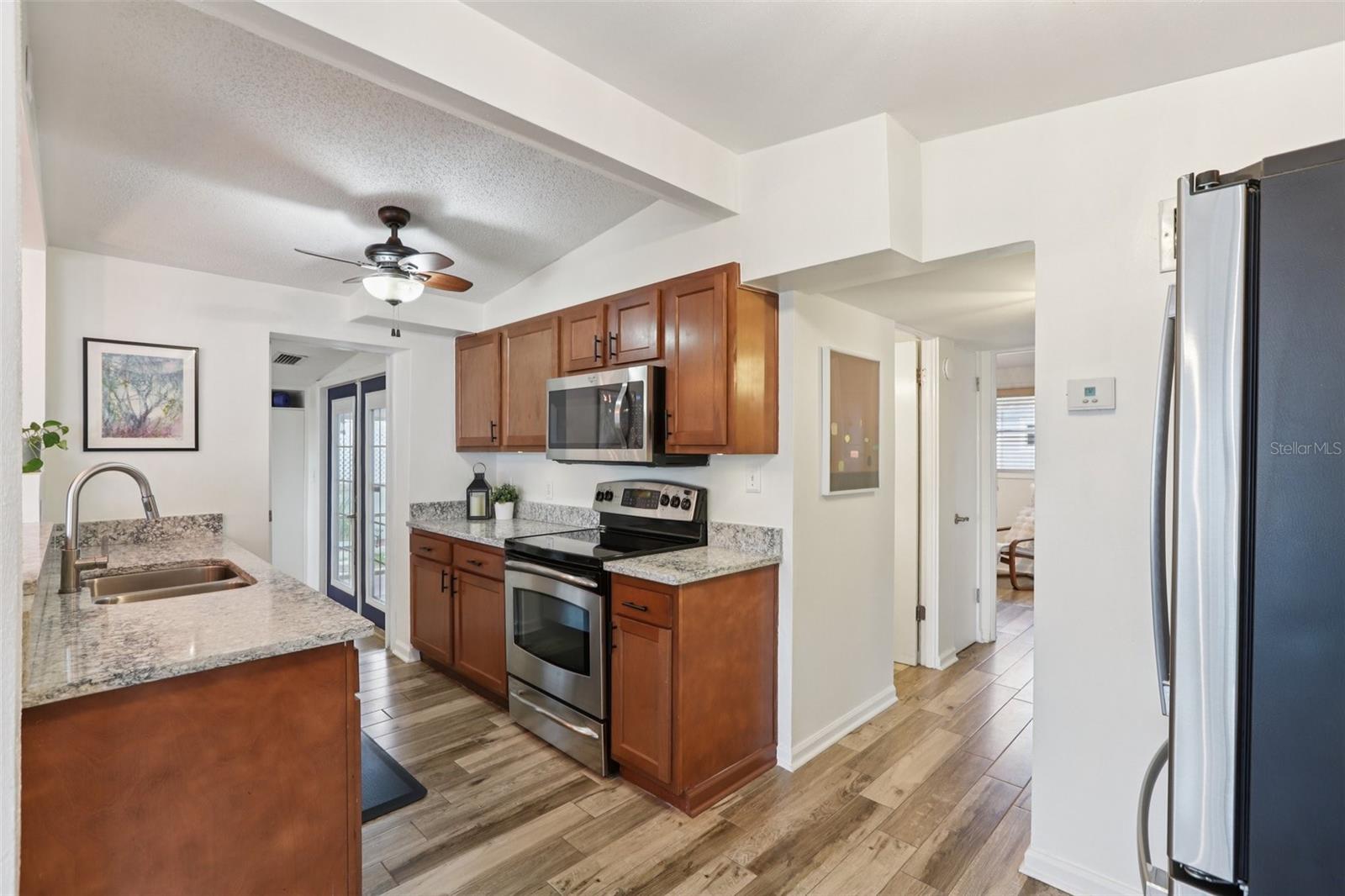 7805 N GLEN AVE, TAMPA, FL, 33614
