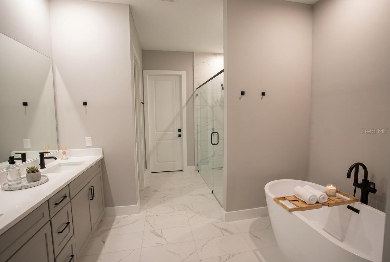 16046 VETTA DR, BELLA COLLINA, FL, 34756