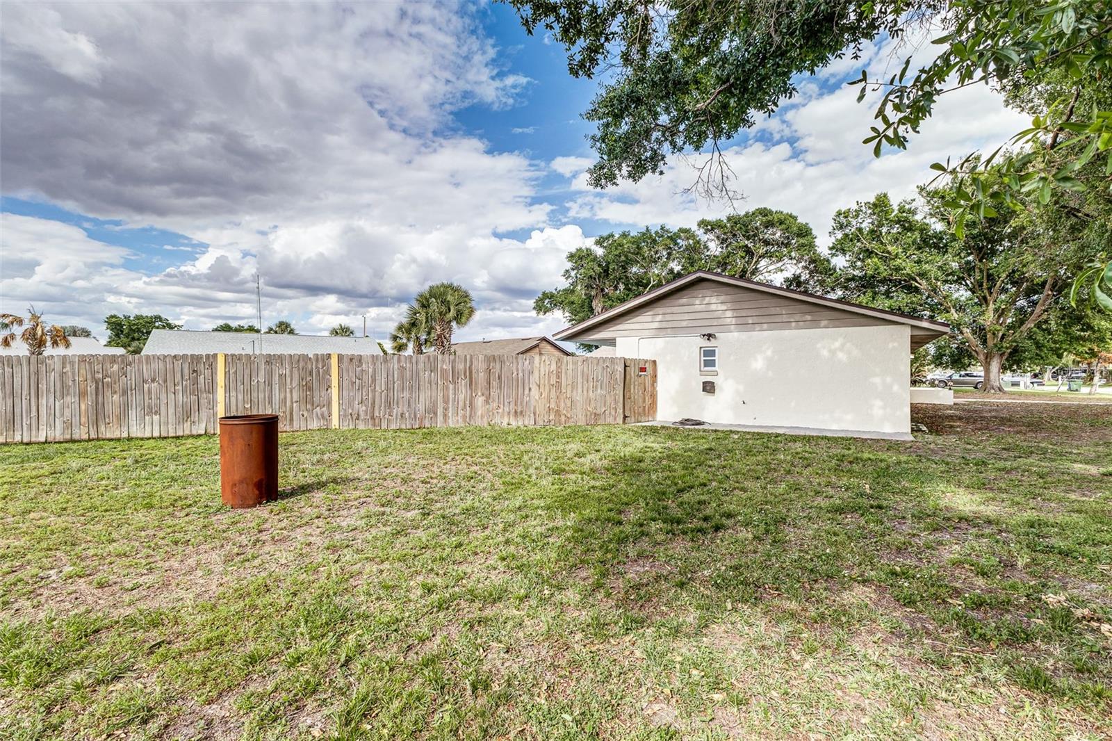 HIGH POINT, WINTER HAVEN, FL, 33880