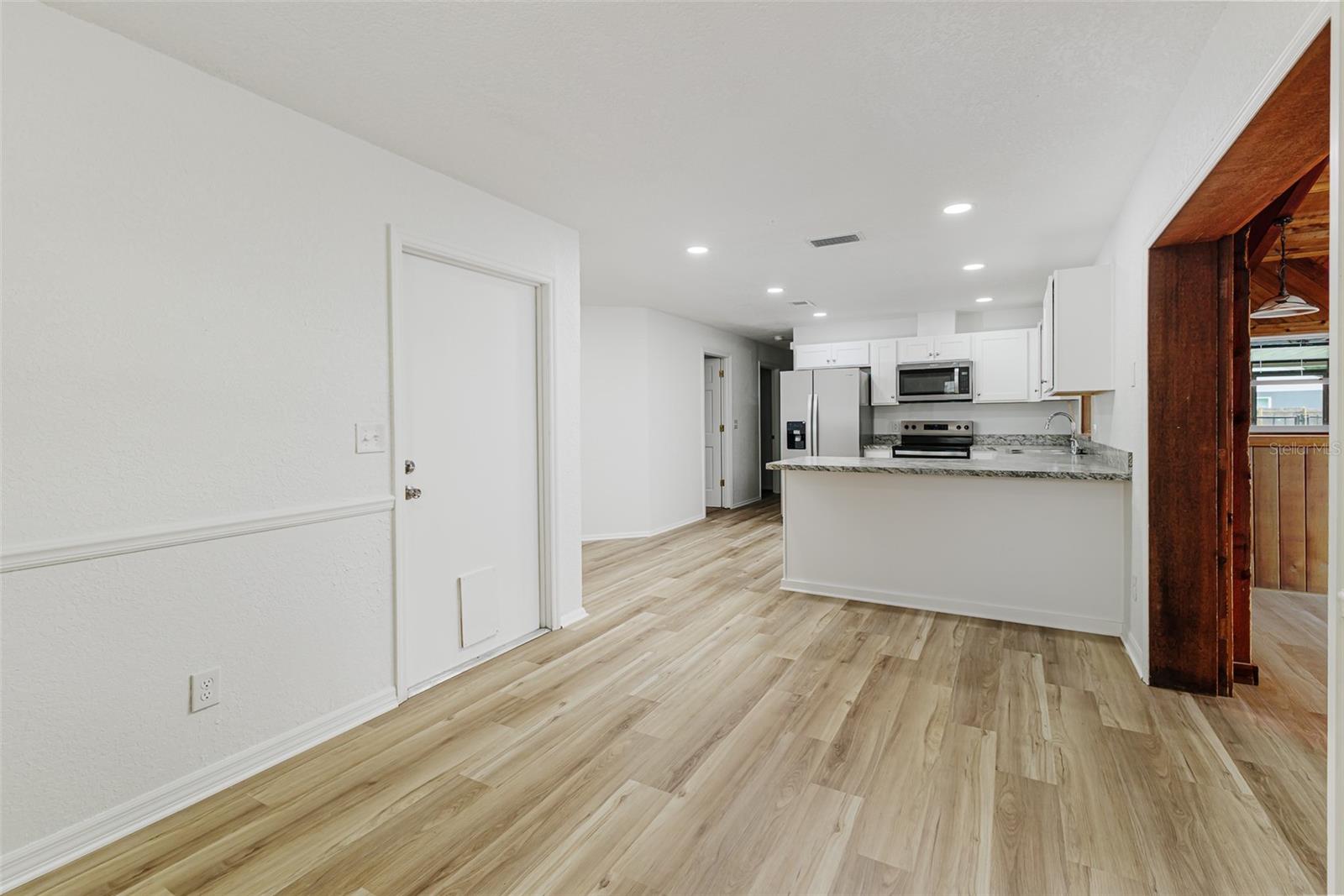 HIGH POINT, WINTER HAVEN, FL, 33880
