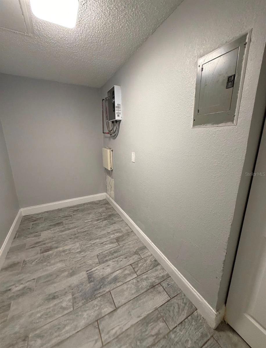 1400 STRAWBERRY PL #22, PLANT CITY, FL, 33563